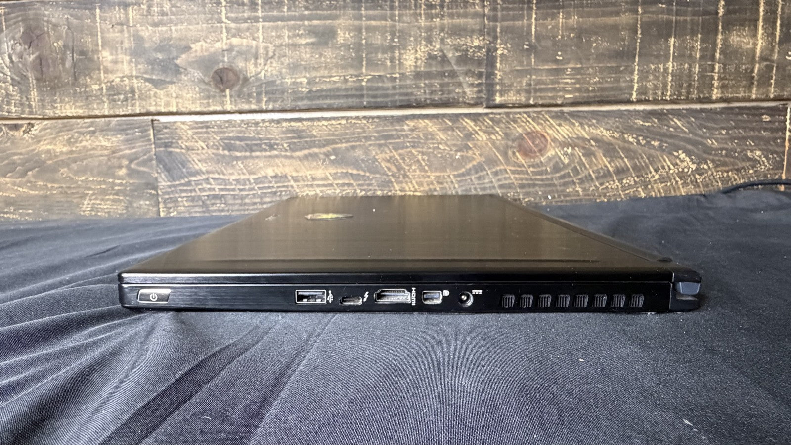 MSI MS-16K2   Laptop i7-7700HQ 16GB RAM 2TB HDD & 256 SSD,  WIN 11 Pro quadro