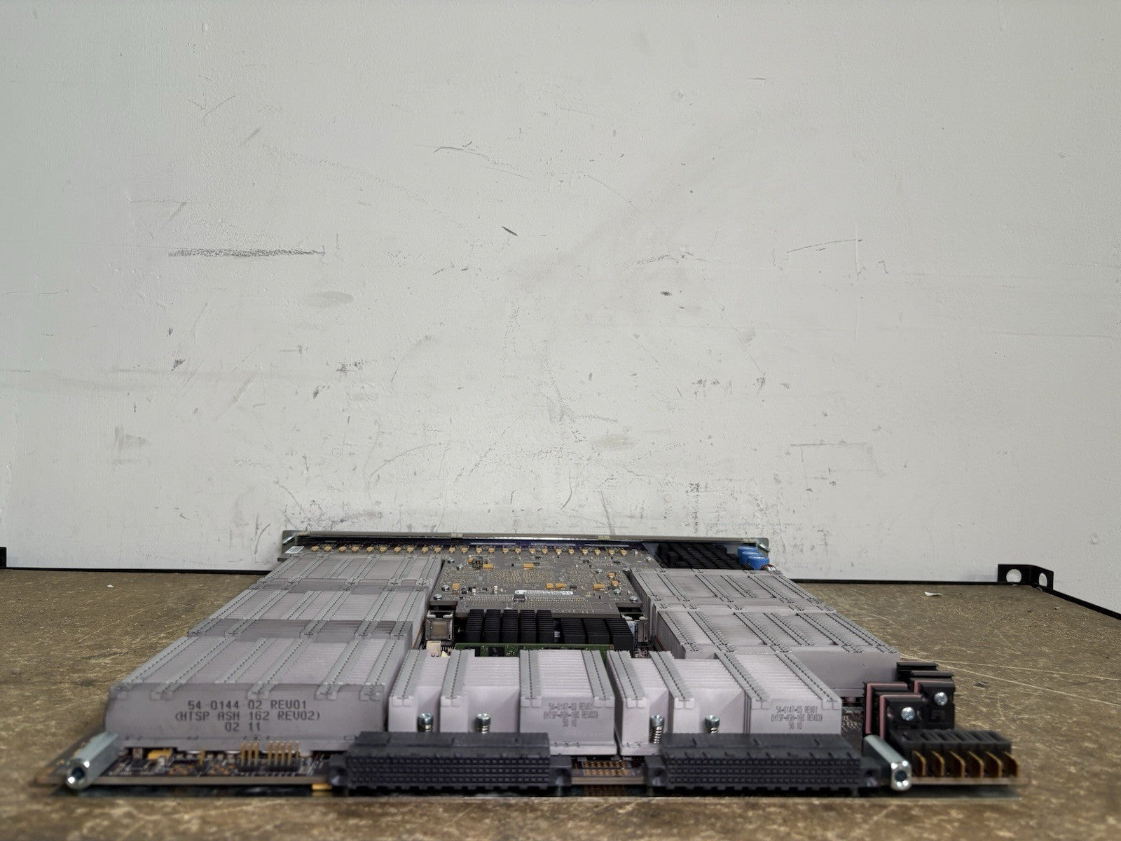 Alcatel-Lucent 3HE04743AA IMM12-10GB-SFP+ 7x50 12-port 10GE IMM module IPUCAZHFA