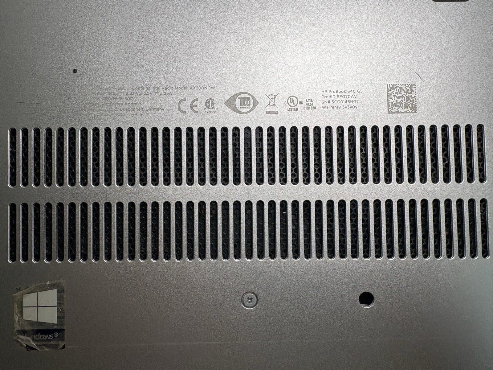 HP Probook 640 G5 14" i7-8665U 1.9Ghz NO RAM NO OS NO SSD