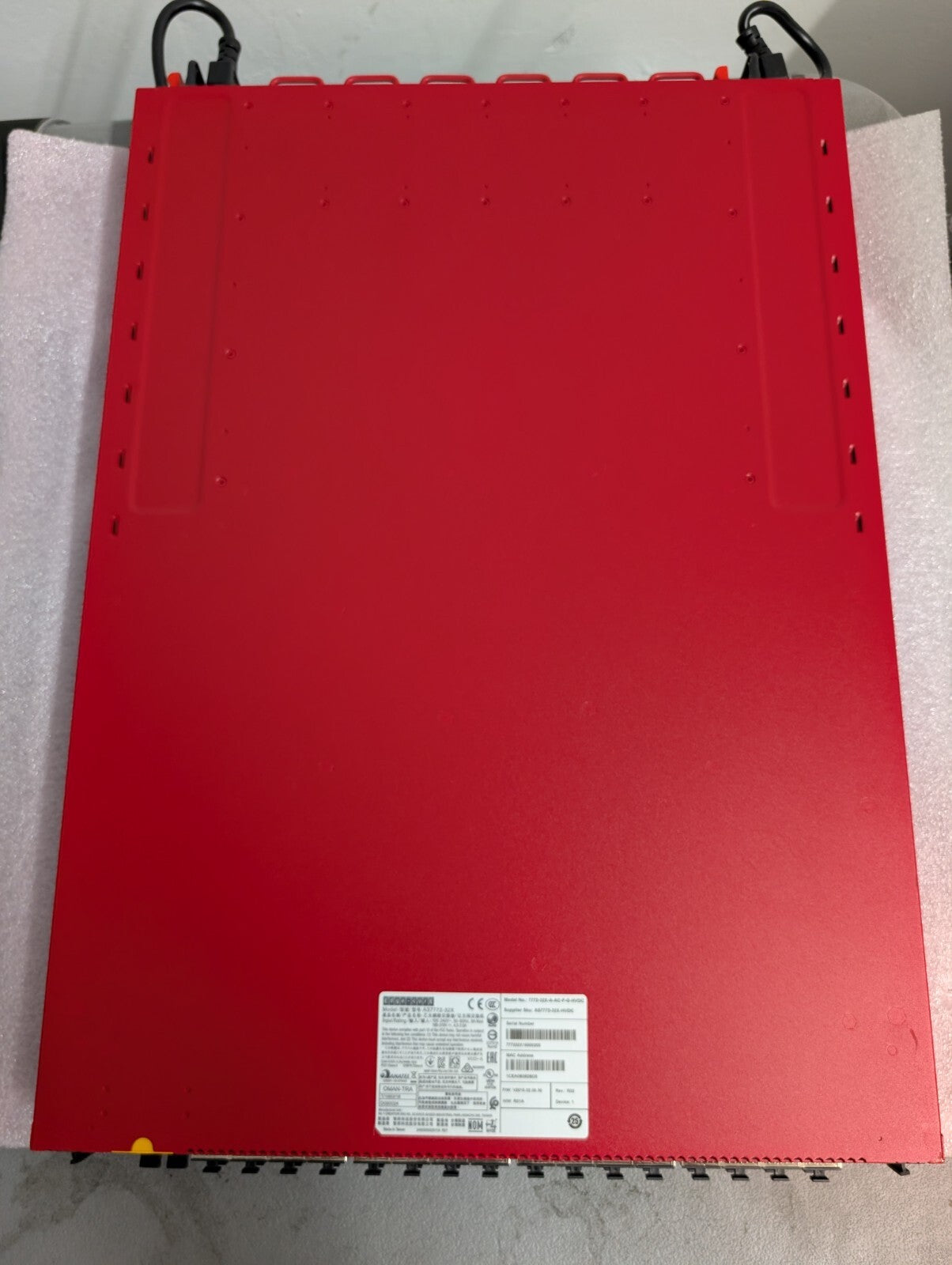Edge-Core AS7772-32X-A-AC-F-G-HVDC 32-Port 100GbE Data Center Switch W/ ONIE