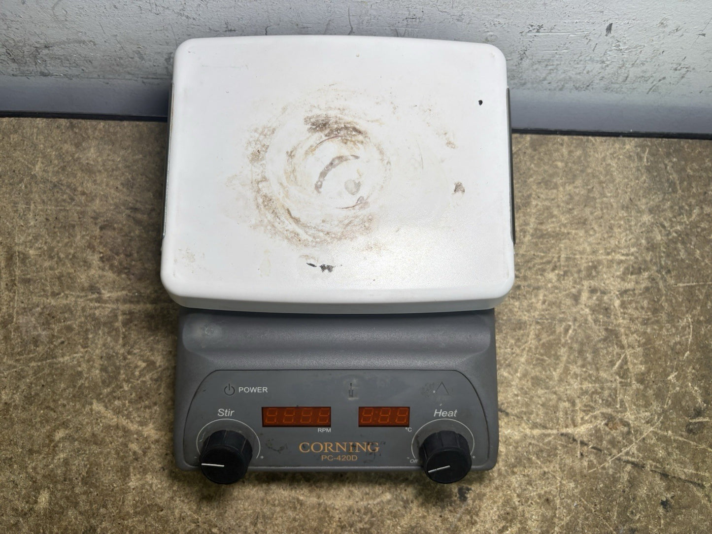 Corning PC-420D Laboratory Magnetic Hot Plate Stirrer 6795-420D