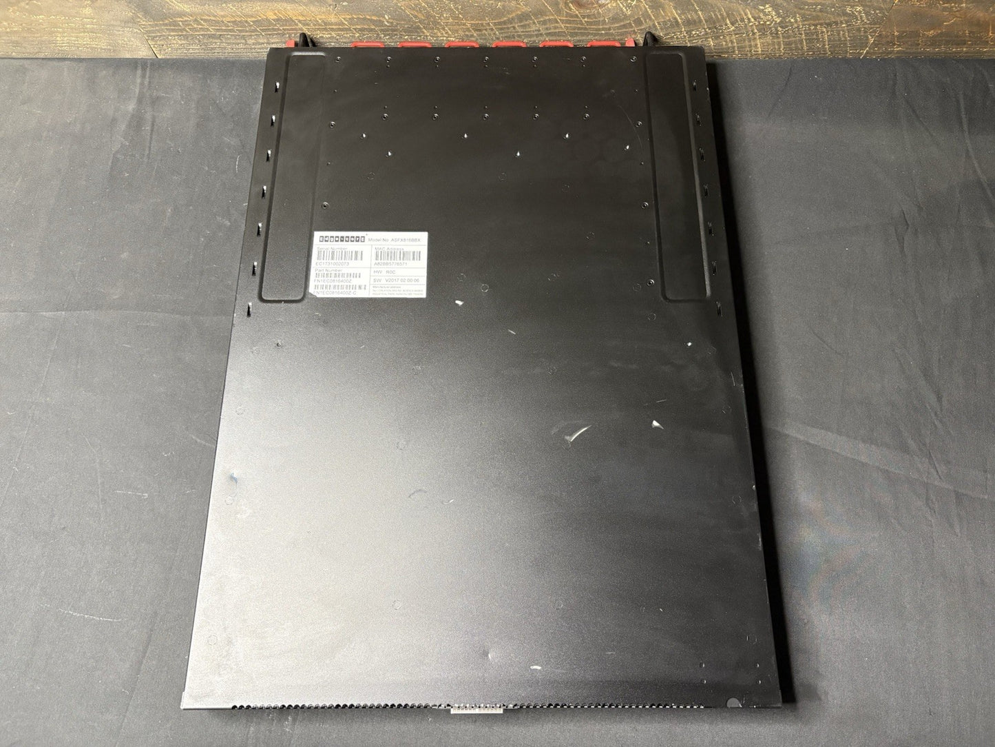 EDGE-CORE Networks ASFX816BBX Switch