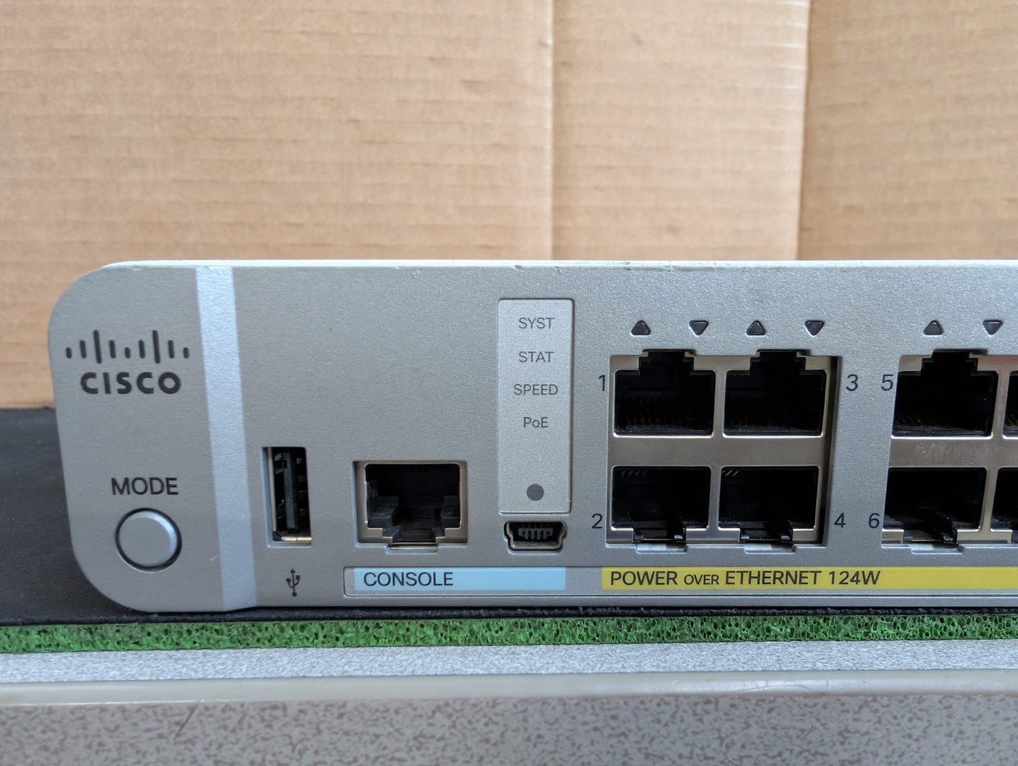 CISCO Catalyst 2960-CX Series WS-C2960CX-8PC-L