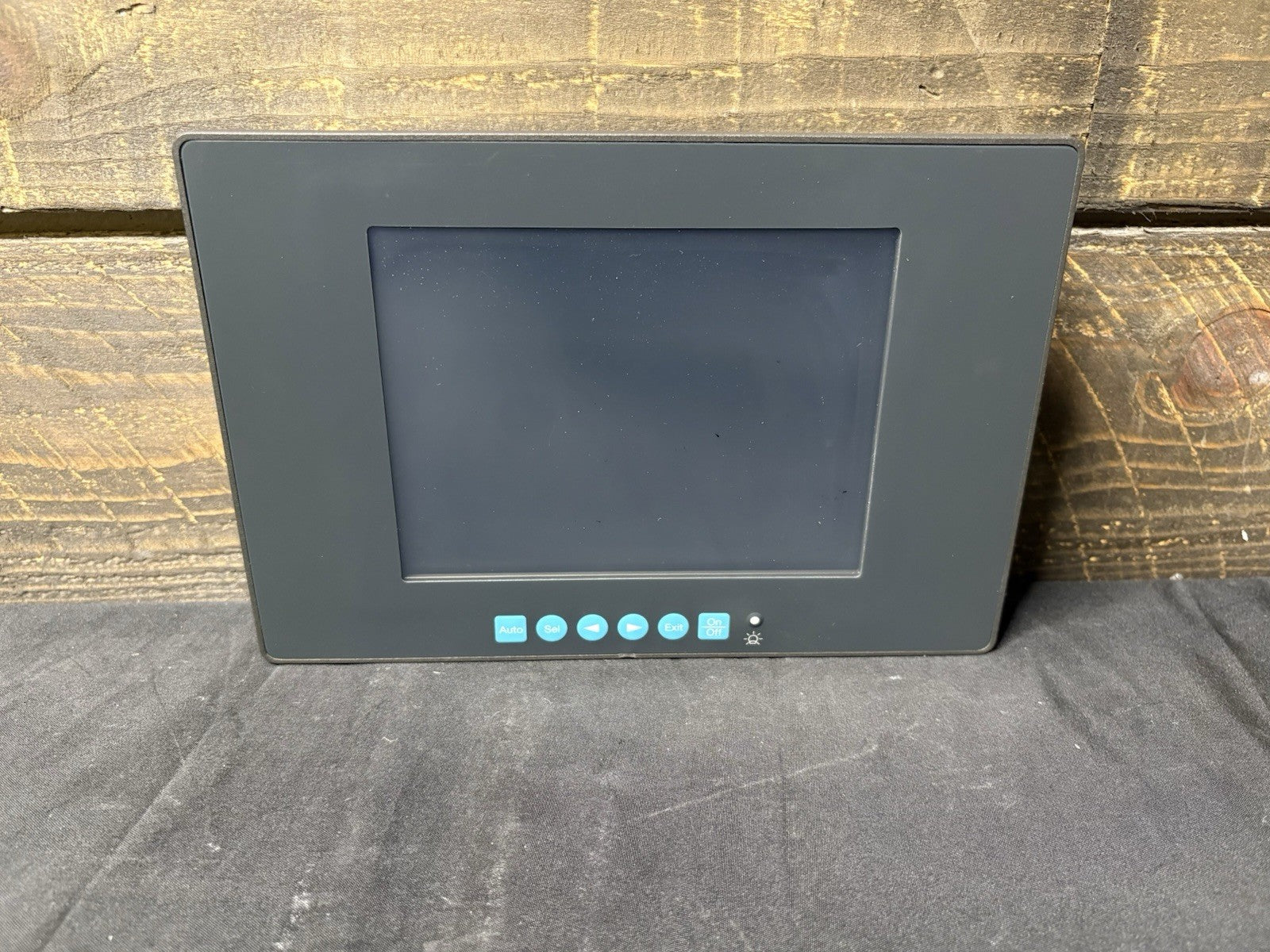 Advantech FPM-3060G-UAE | 6.5" VGA Industrial Monitor Touchscreen