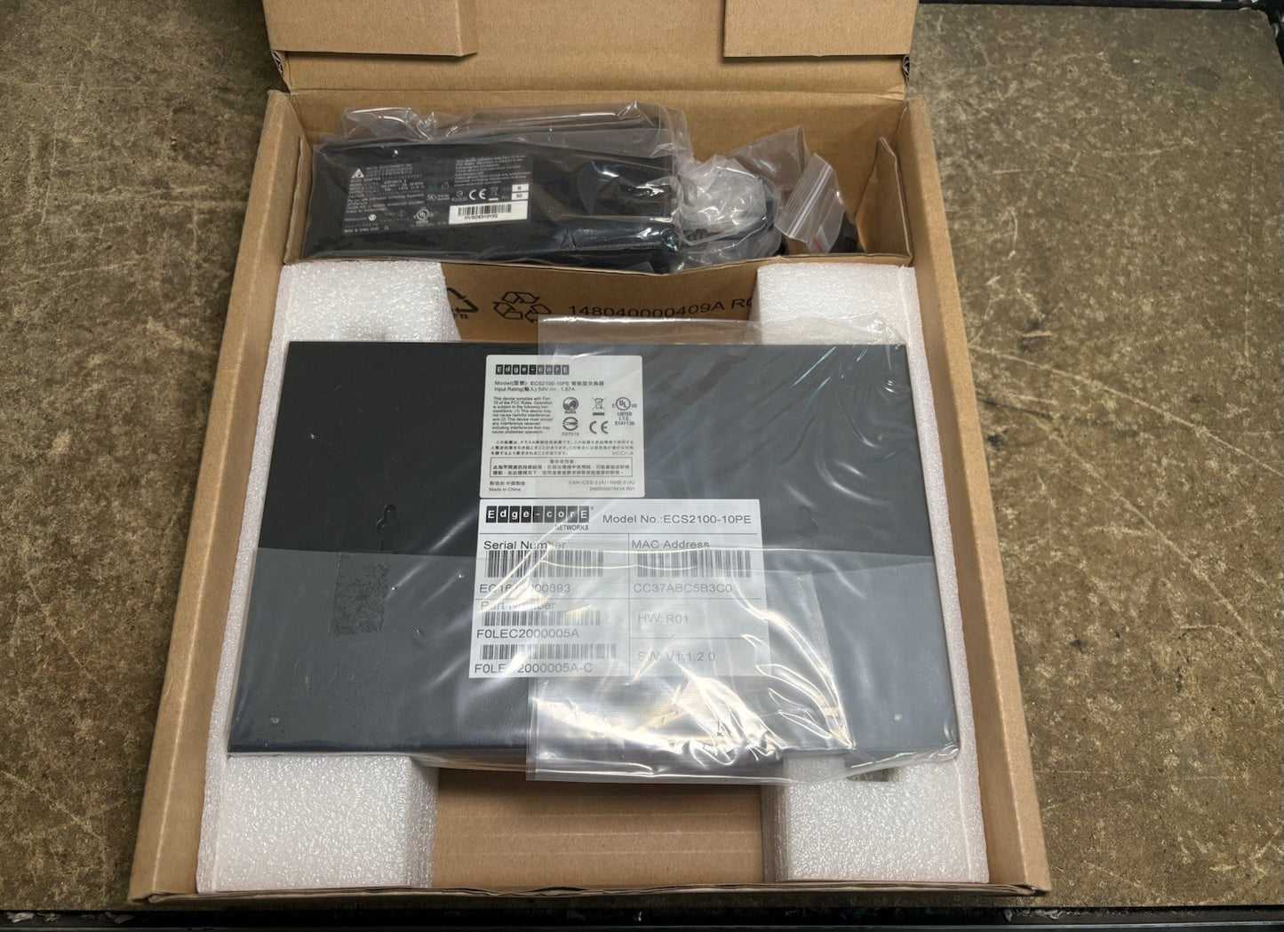 Edge-Core ECS2100-10PE F0LEC2000005A