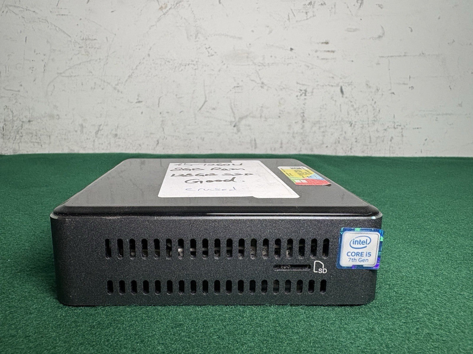 Intel NUC7i5BNH Core i5-7260U 2.2GHz 8GB RAM 128GB SSD