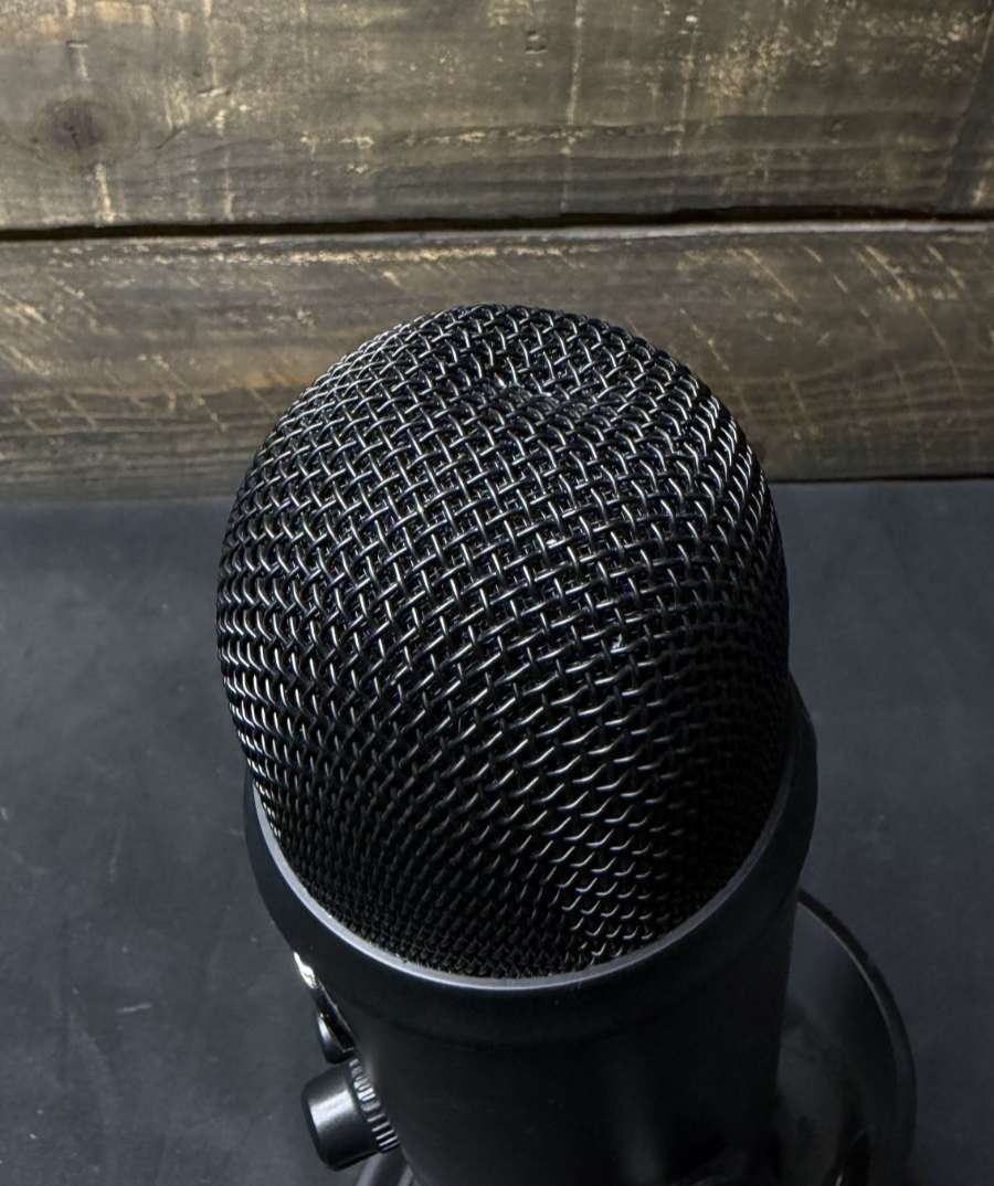 Blue Yeti USB Microphone 888-000322 Black