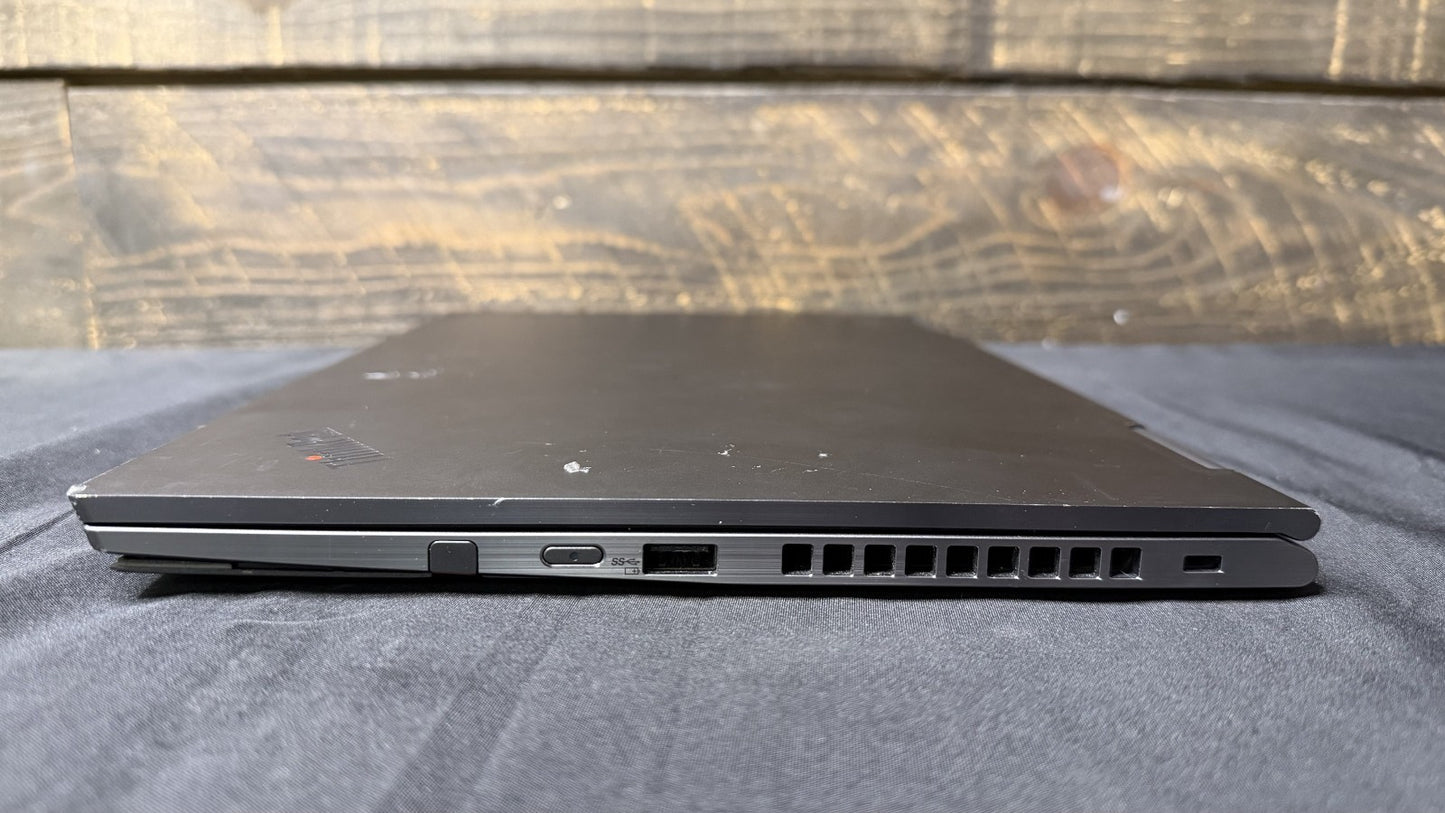 Lenovo ThinkPad X1 yoga gen 4, i5-8265U 16GB RAM 512GB SSD WIN 10 *READ*