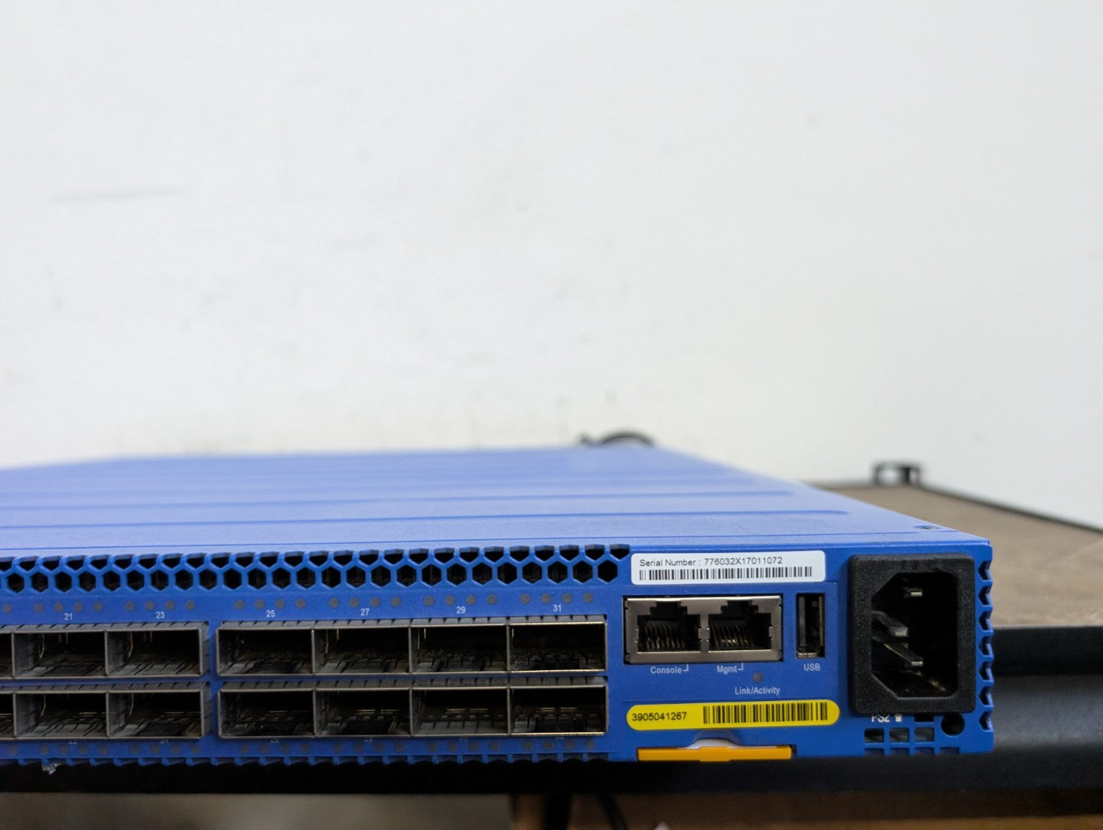 Edge-Core 7760-32X-A-AC-F 32-Port 100G Switch AS7760-32X W/Onie