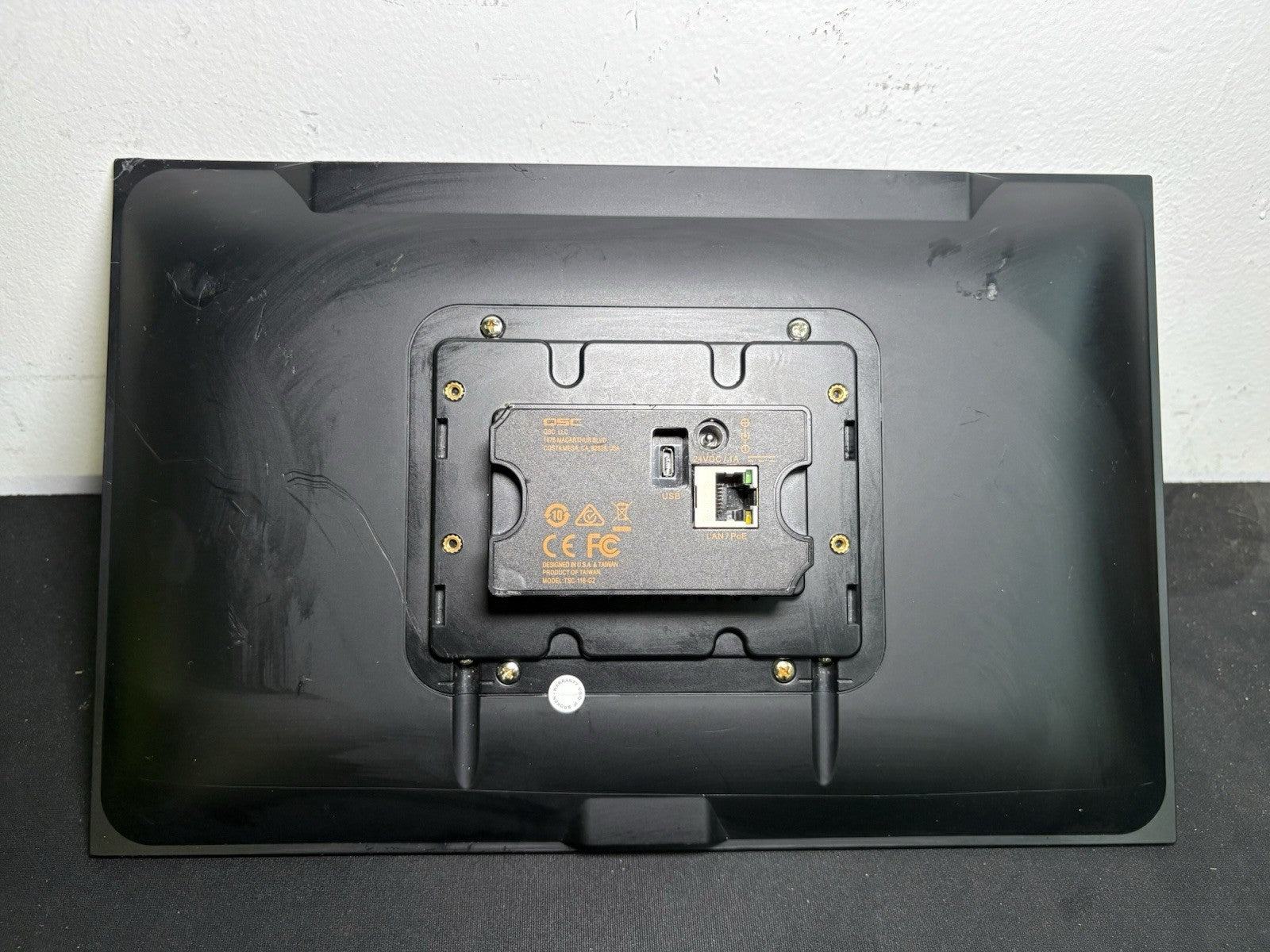 QSC TSC-116-G2 Touchscreen Controller 24VDC/1A