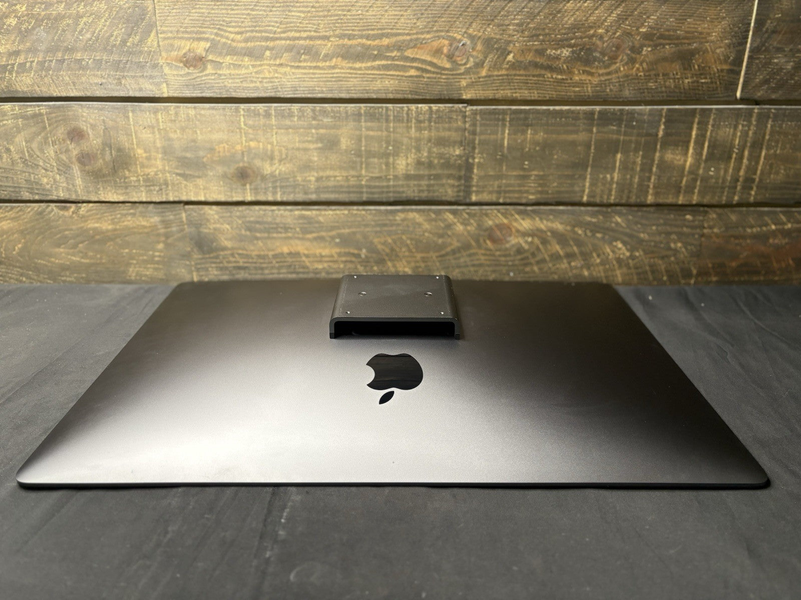 2017 Apple iMac Pro A1862 EMC3144 Intel Xeon W 8 Core RAM 64 1 TB SSD