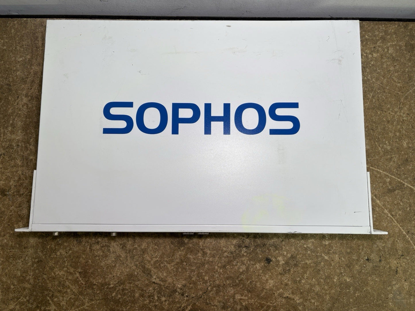 SOPHOS XG 330 REV.1 FIREWALL SECURITY APPLIANCE