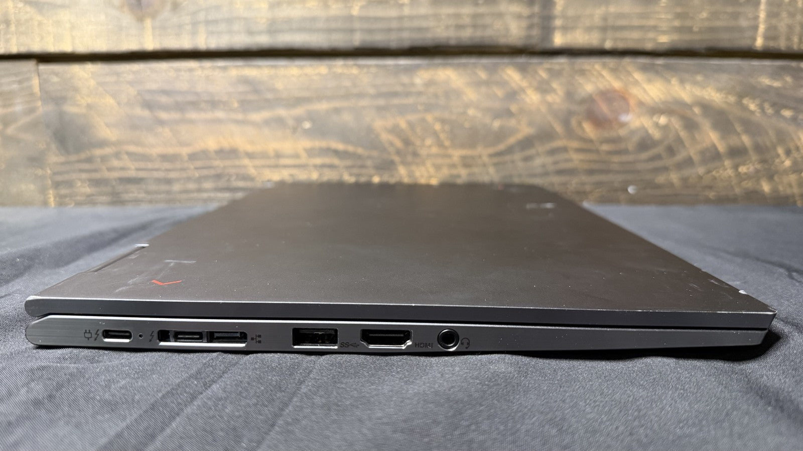 Lenovo ThinkPad X1 yoga gen 4, i5-8265U 16GB RAM 512GB SSD WIN 10 *READ*