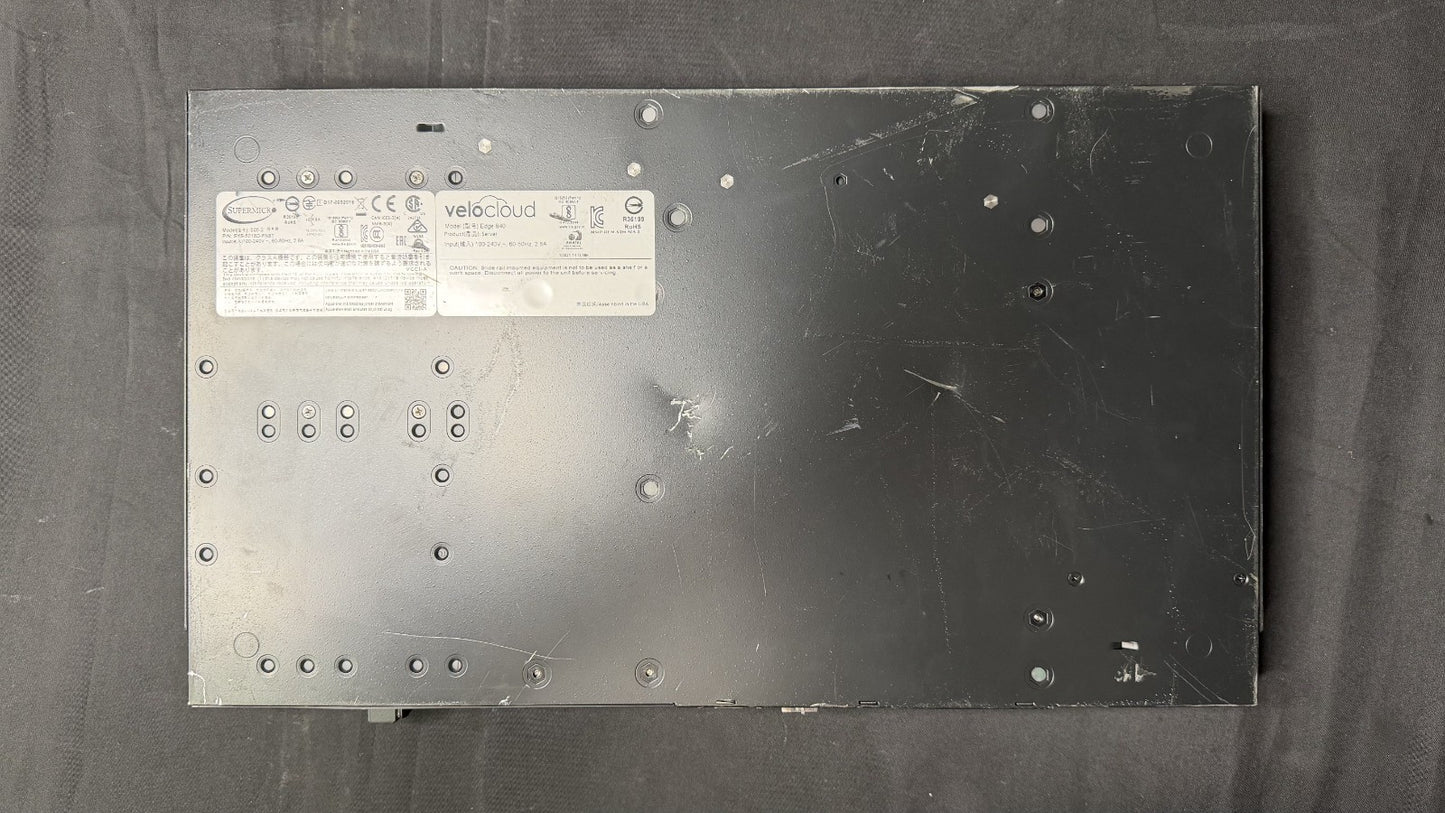 Velo Cloud VeloCloud Edge 840 Server - Power on Tested