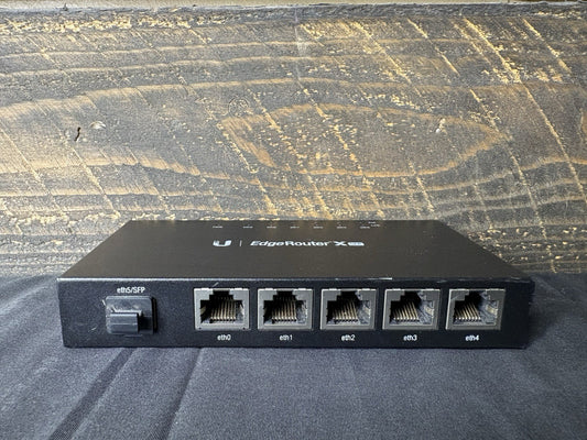 Ubiquiti (ER-X-SFP) EdgeRouter X Advanced Gigabit Router *NO ADAPTER*