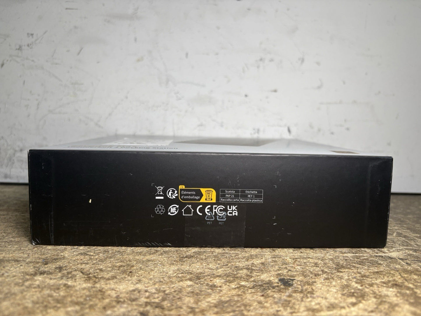 UGREEN Revodok Max 208 Thunderbolt 4 Dock 8-in-1 40Gbps Docking Station Used