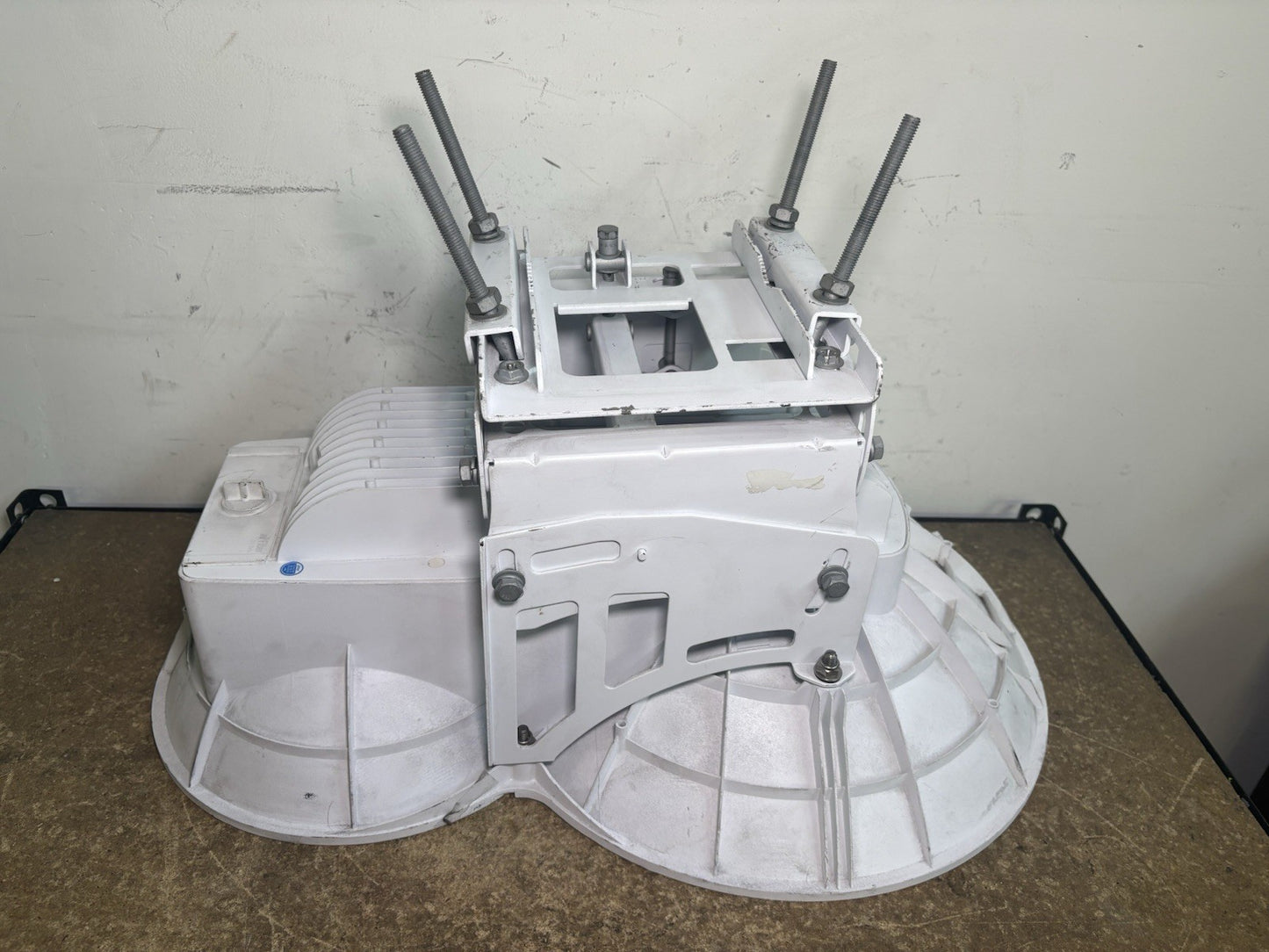 Ubiquiti Networks AF24 Airfiber 24 GHz Point to Point Gigabit Radio