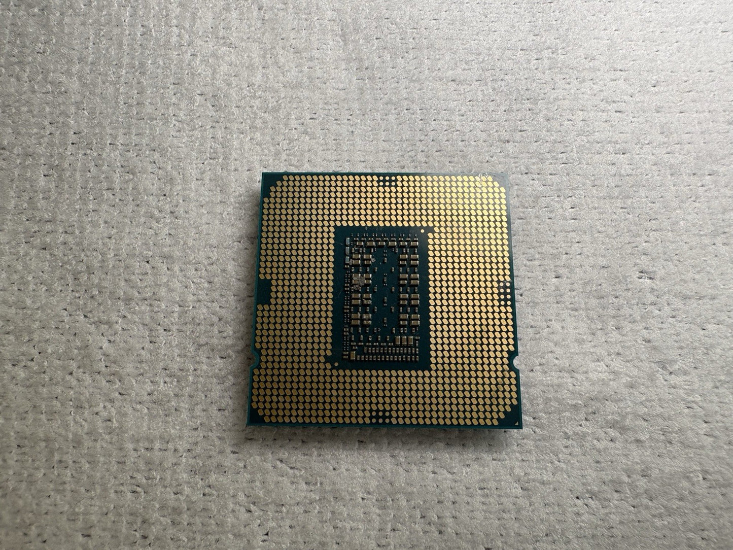 Intel Core i7-11700 11th Generation CPU Processor 2.50GHz 8 Core - SRKNS