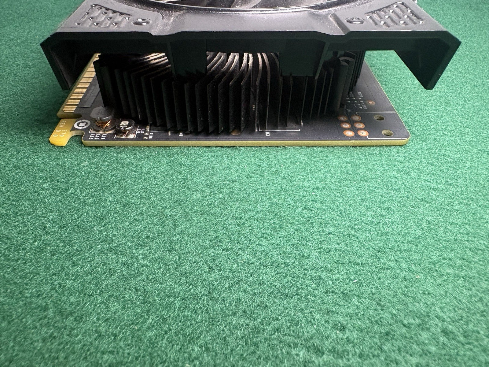 EVGA Geforce GTX 1050 (02G-P4-6152-KR) 2GB Graphics Card