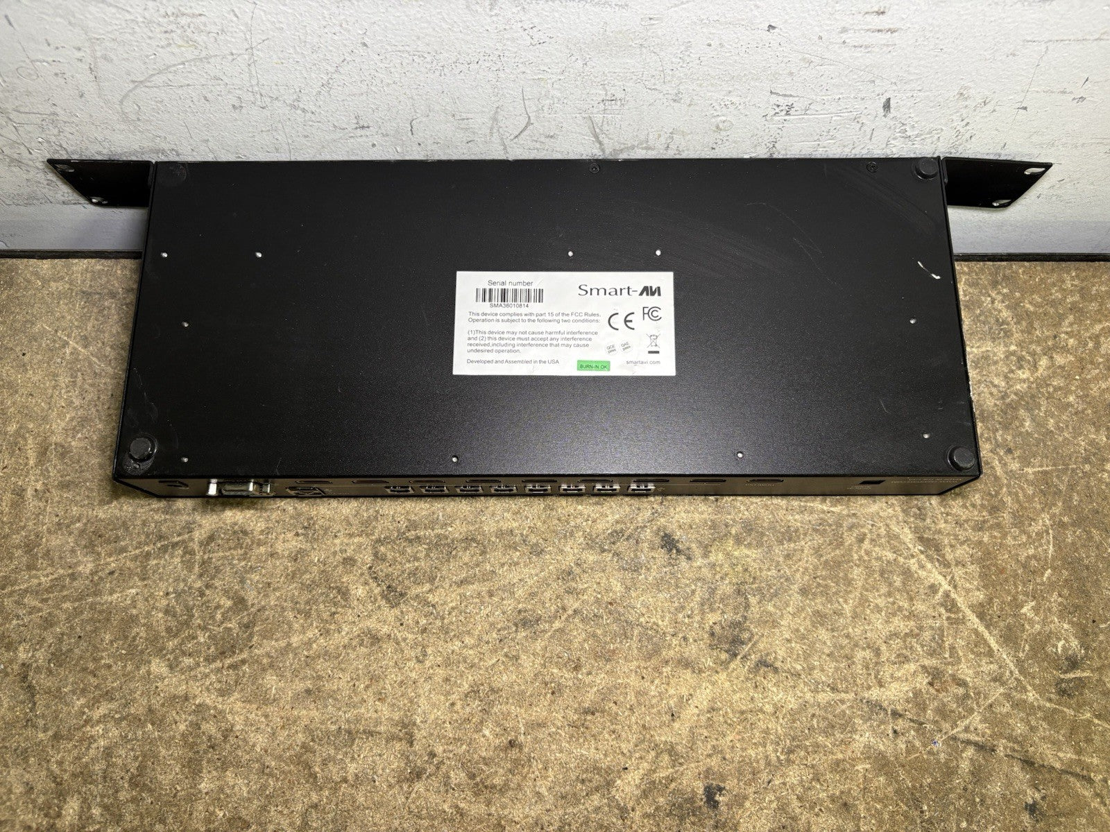 smart-AVI 8-Port 4K Ultra HD KVM Switch with USB 2.0 Sharing