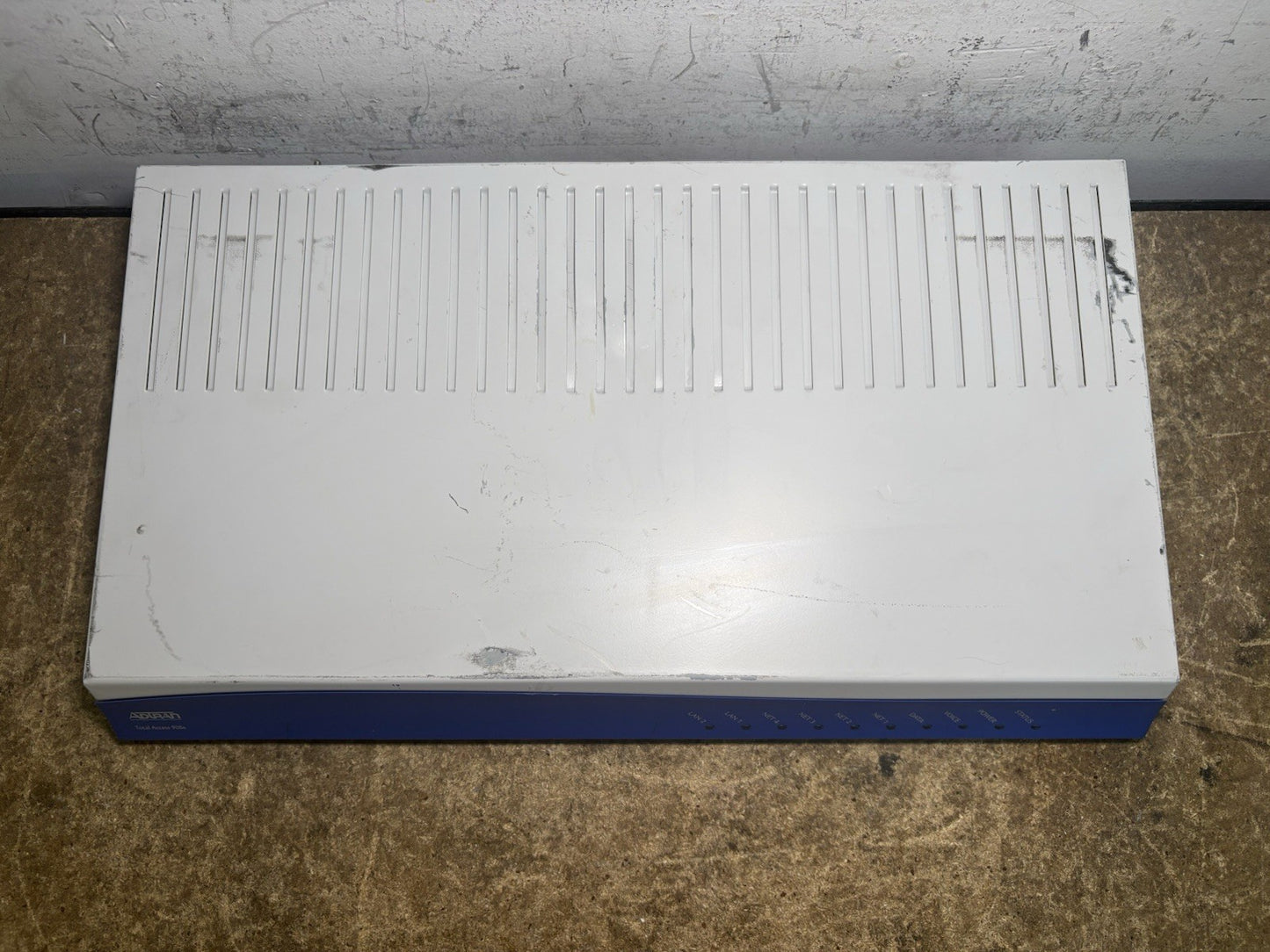 ADTRAN 4242908L1 TOTAL ACCESS 908E 2ND GEN - VOIP IP BUSINESS GATEWAY *Cosmetic