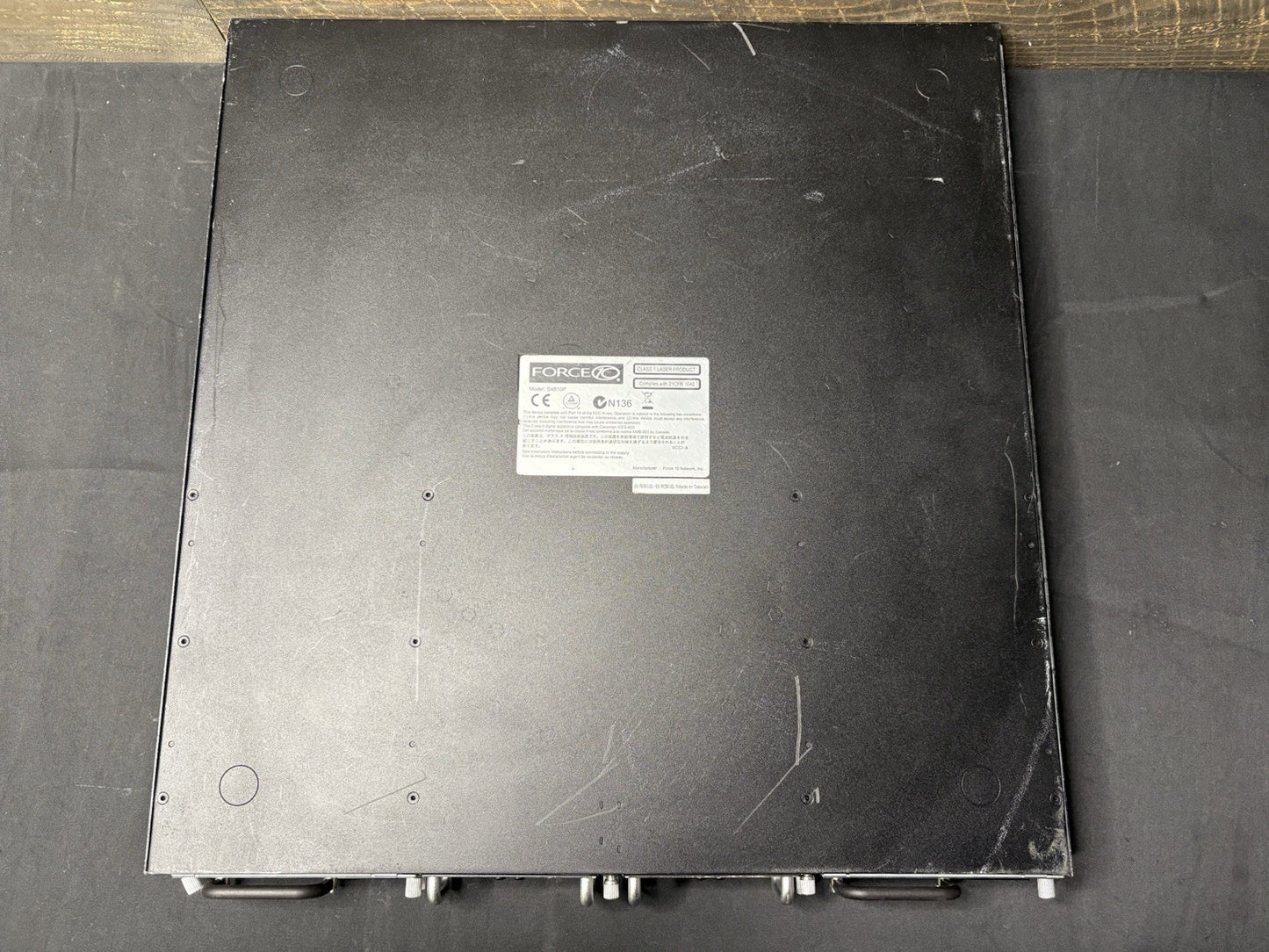 Dell Force 10 S4810 48-Port 10GB SFP+ & 4-Port QSFP+ Network Switch