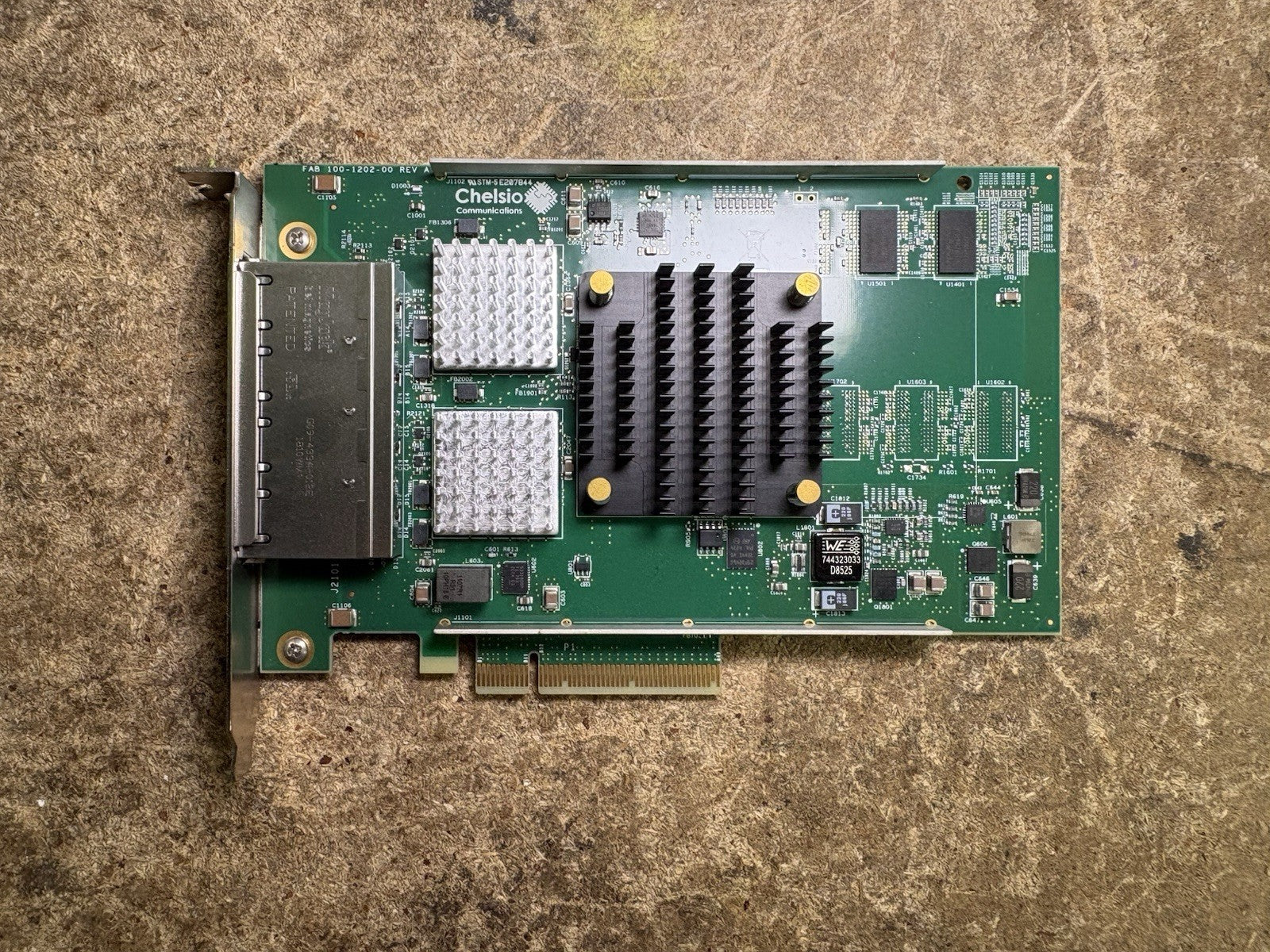 Dell Chelsio Quad Port 10GbE T540-BT T5 Adapter 05MHDP w/ 01PHV Riser Card