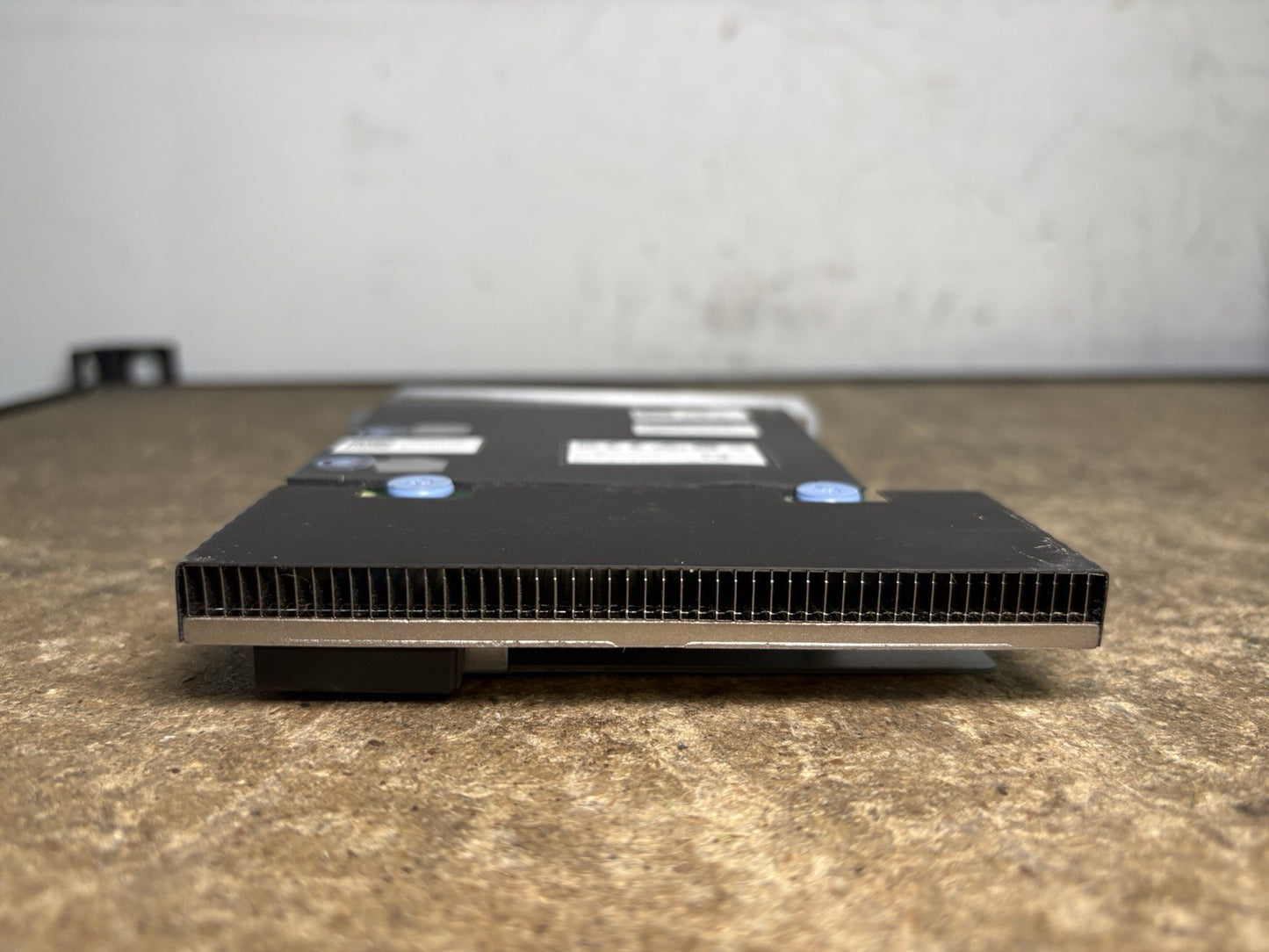 Dell XVVY1 QLogic QL41164 HMCU-DE 10Gb SFP+ 4-Port Network Daughter Card 0VN63F