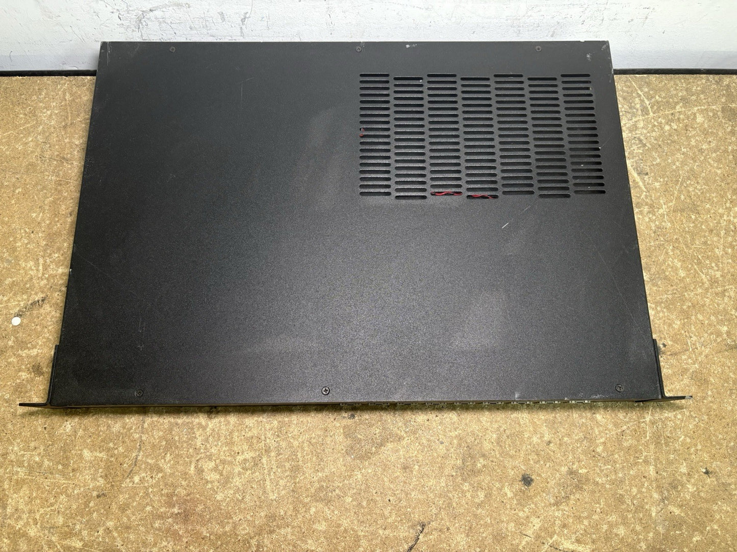 Nitek ER8500U UTP Ethernet Over Coax Extender 8 Port Gigabit PoE+ Switch