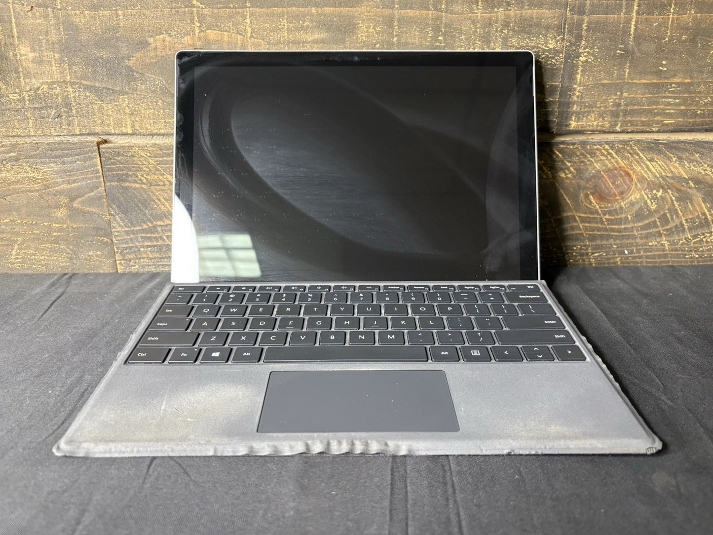 Microsoft Surface Pro 4 1724 12.3" Intel Core i5-6300U 8GB RAM 256GB SSD
