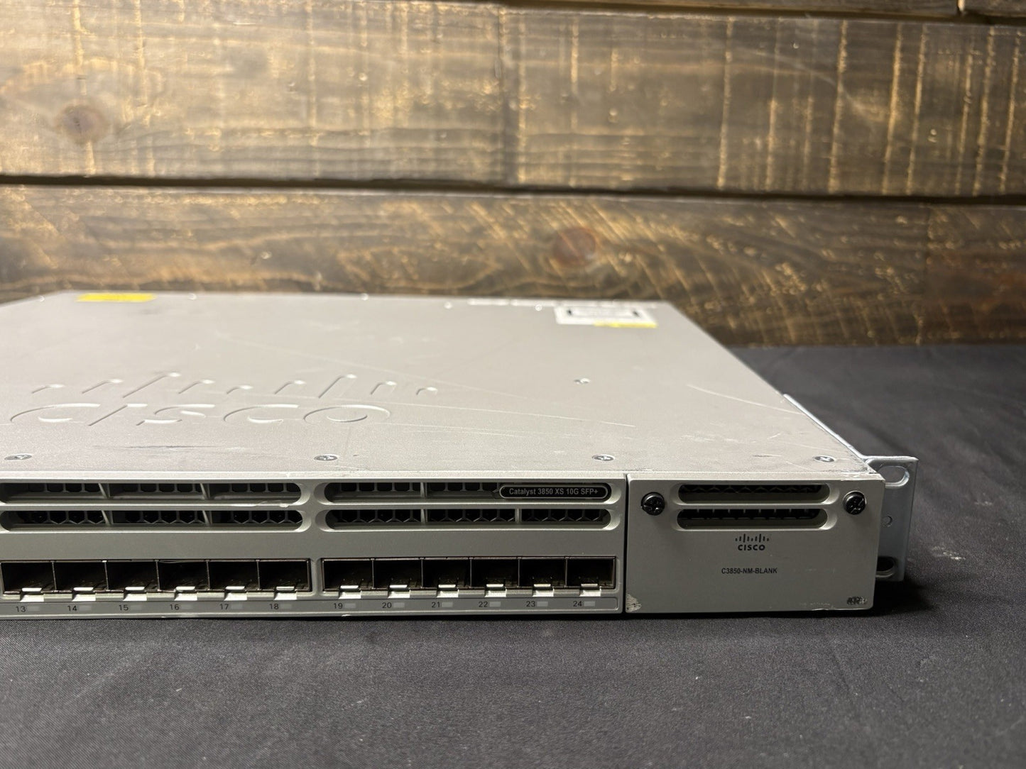 Cisco WS-C3850-24XS-E IP Base Switch 24 SFP+ Ethernet Ports 715WAC PWR *Cosmetic
