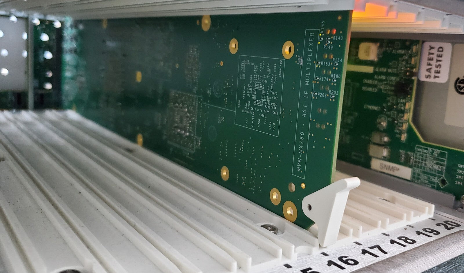 Blackmagic Design OpenGear DFR-8321 Frame w/ 1x MVN-MX260