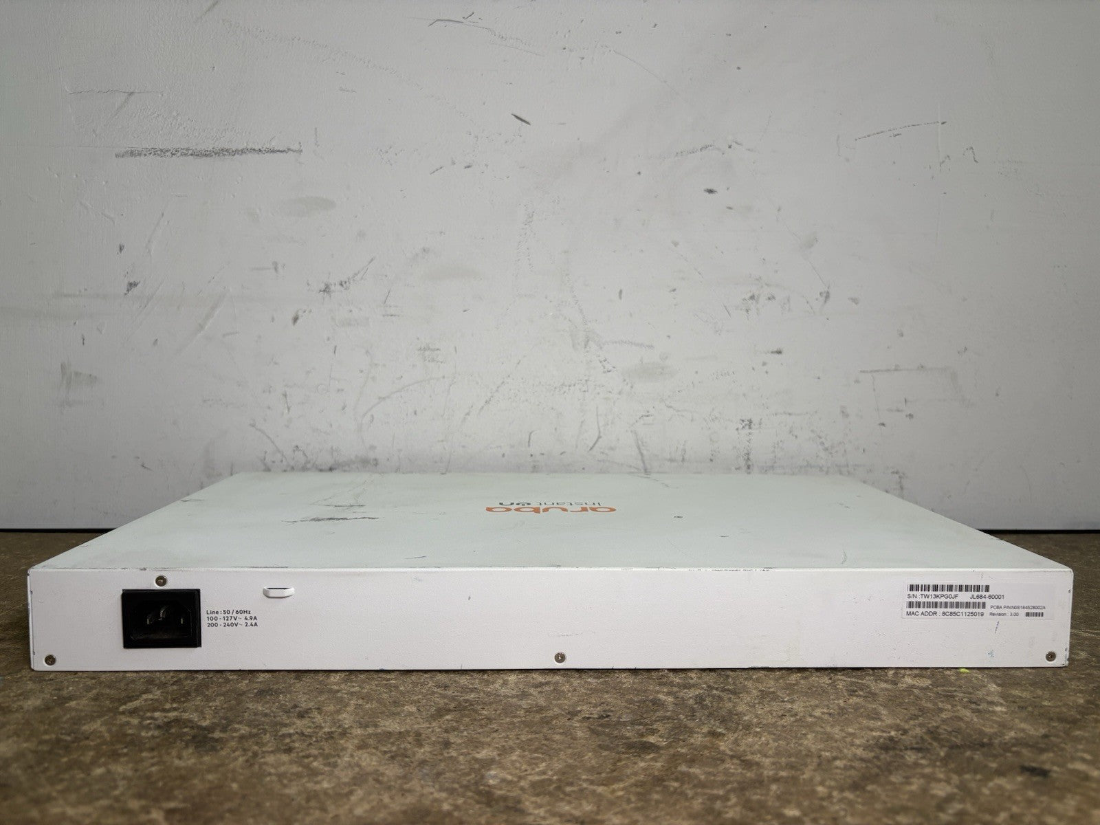 HPE Aruba Instant On JL684A 1930 24P 1G Base T Class 4 POE 4P 10G SFP+