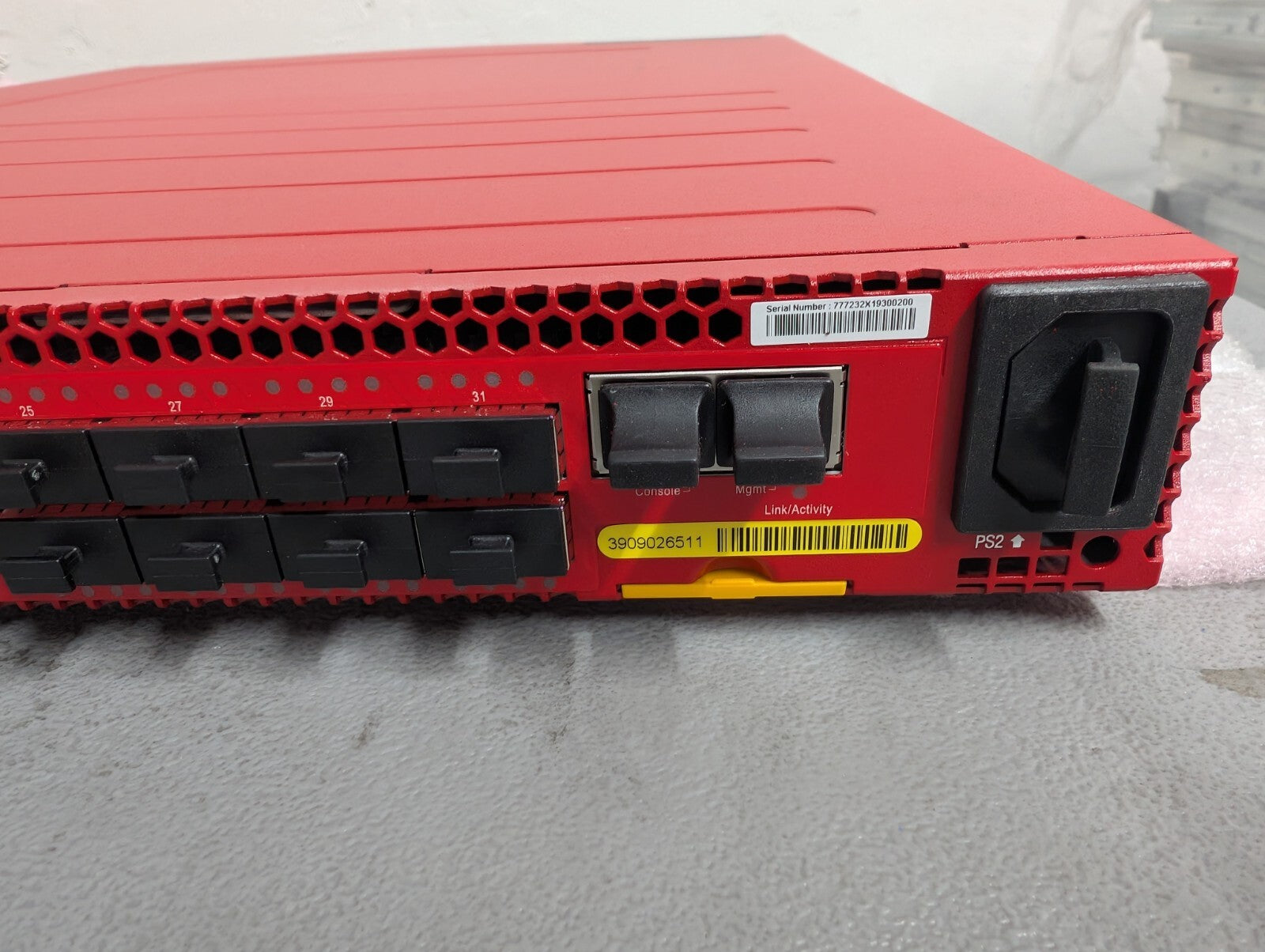 Edge-Core AS7772-32X-A-AC-F-G-HVDC 32-Port 100GbE Data Center Switch W/ ONIE