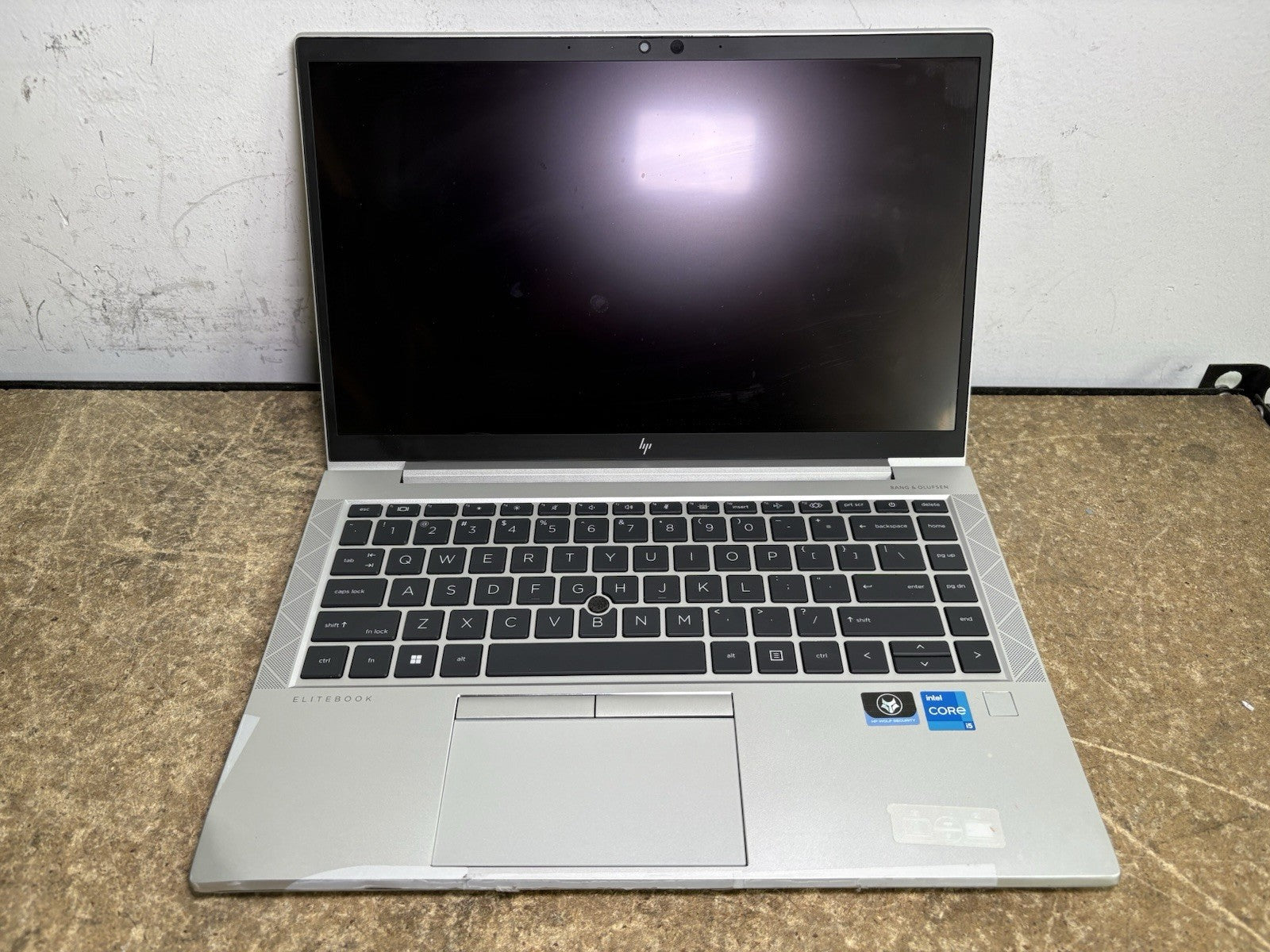 HP EliteBook 840 G8 14" Laptop i5-1135G7 @2.4GHz No RAM No HDD/Battery "Read"