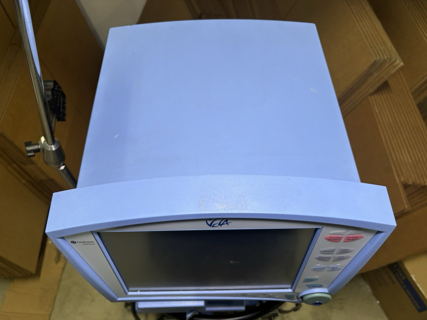Carefusion Vela T Bird Series Ventilator System Model 16532-00  *READ*