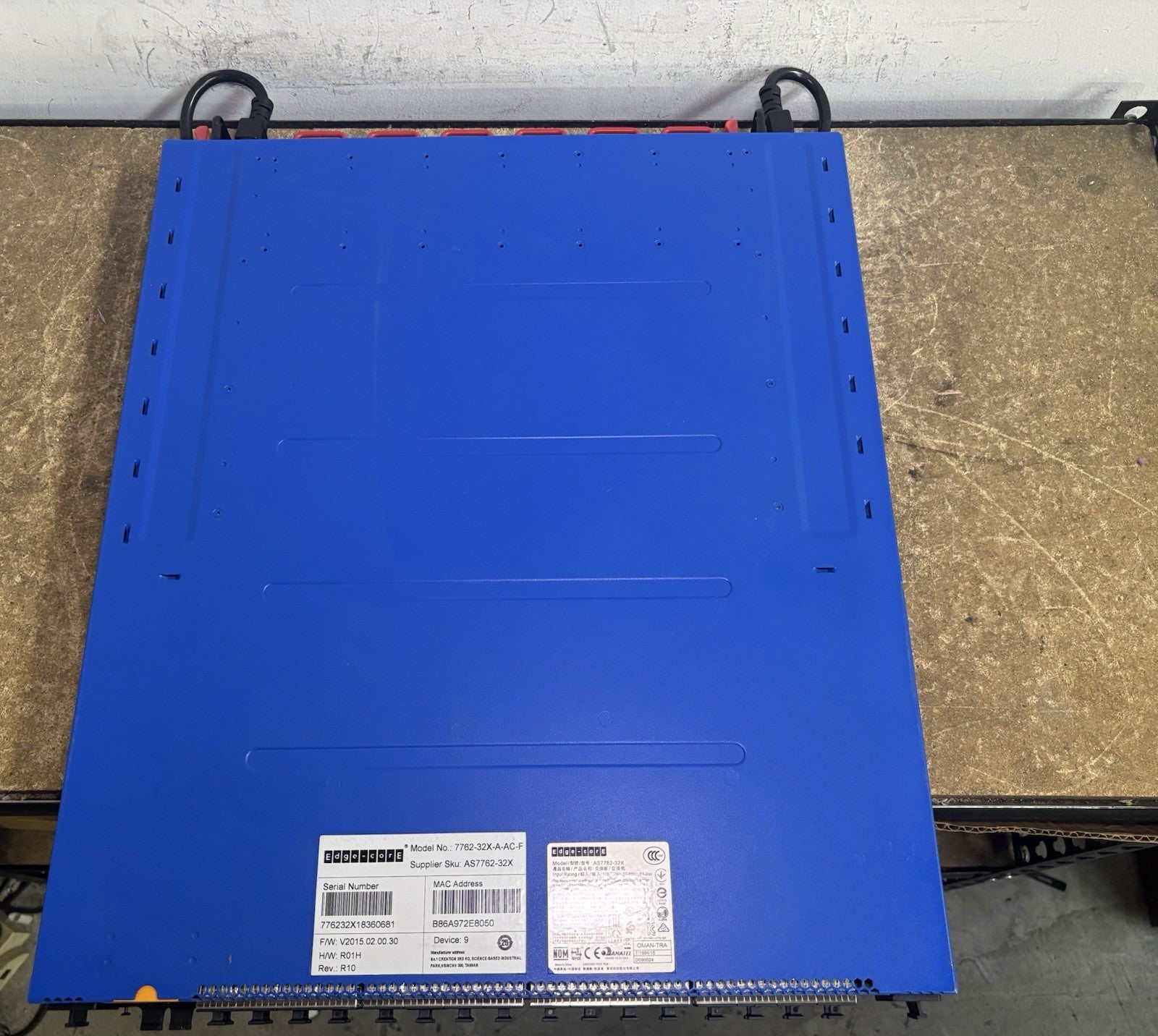 Edge-Core 7762-32X-A-AC-F 32-Port 100G Switch AS7762-32X W/Onie
