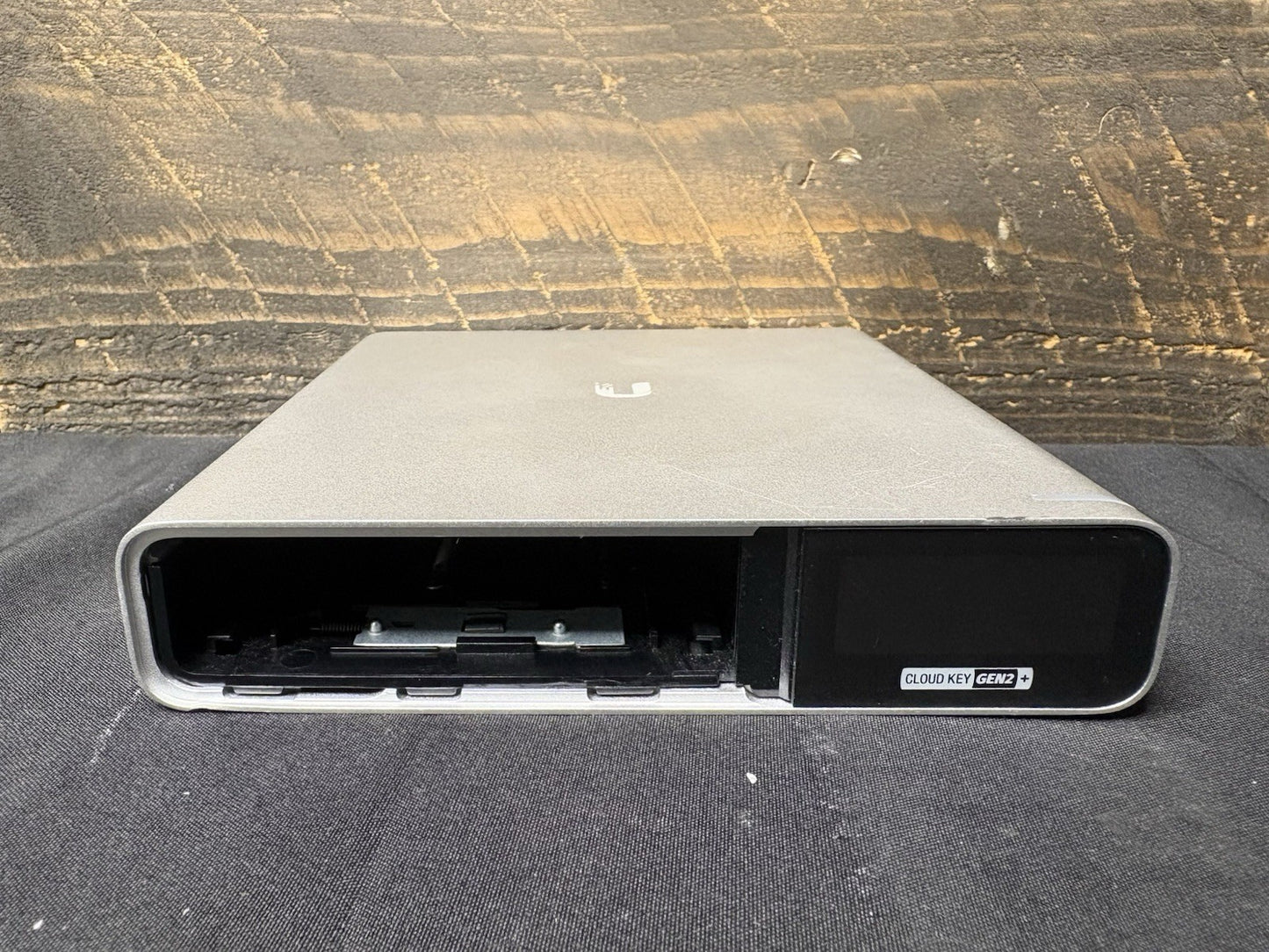 UBIQUITI NETWORKS UCK-G2-PLUS UNIFI CONTROLLER