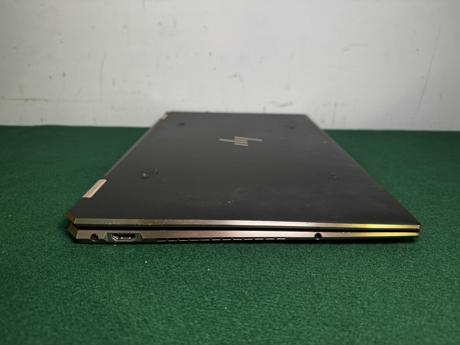 HP Spectre x360 15-EB1043DX 15.6" i7-1165G7 2.8GHz 16GB RAM 256 GB SSD *READ*