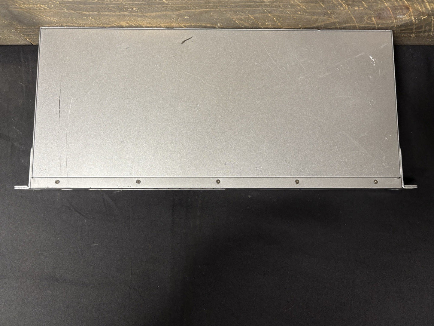 USW-24-POE Unifi 24 Ports PoE Ethernet Switch
