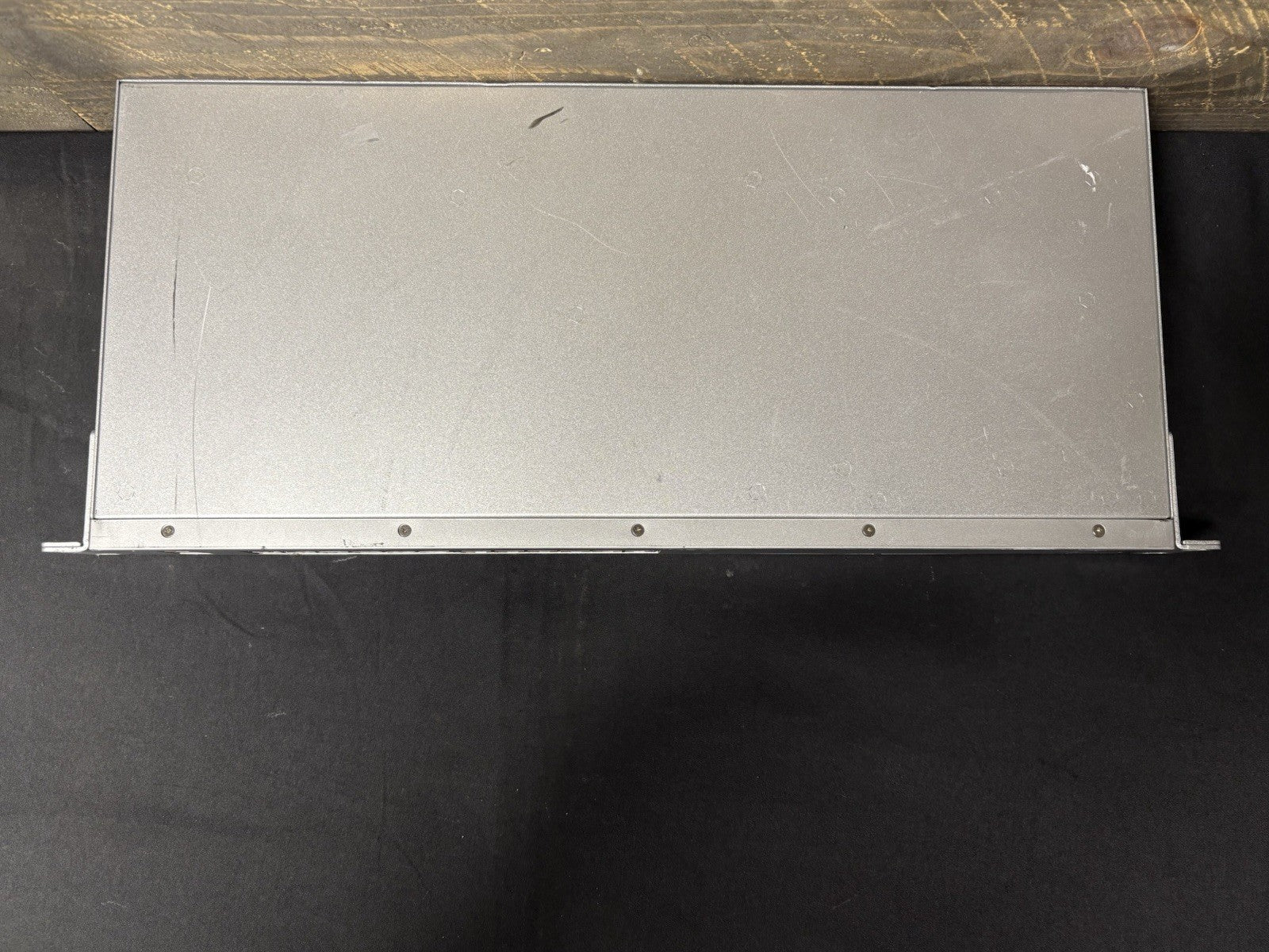 USW-24-POE Unifi 24 Ports PoE Ethernet Switch