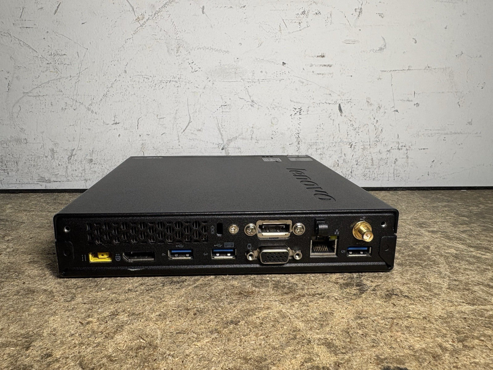 Lenovo ThinkCentre M93p Tiny Desktop PC i7-4765T 8GB RAM No SSD