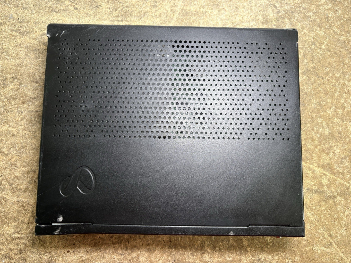 Check Point Quantum Spark 1570R V-81 Security Appliance