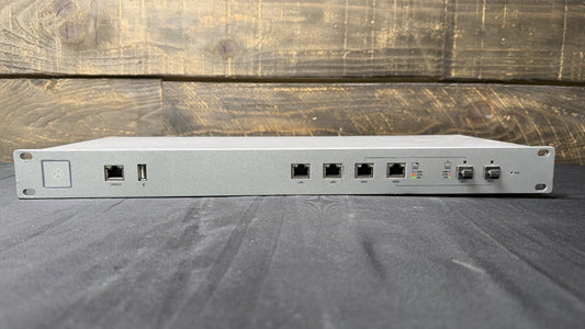 Ubiquiti Networks Unifi Security Gateway Pro USG-PRO-4 Enterprise Network