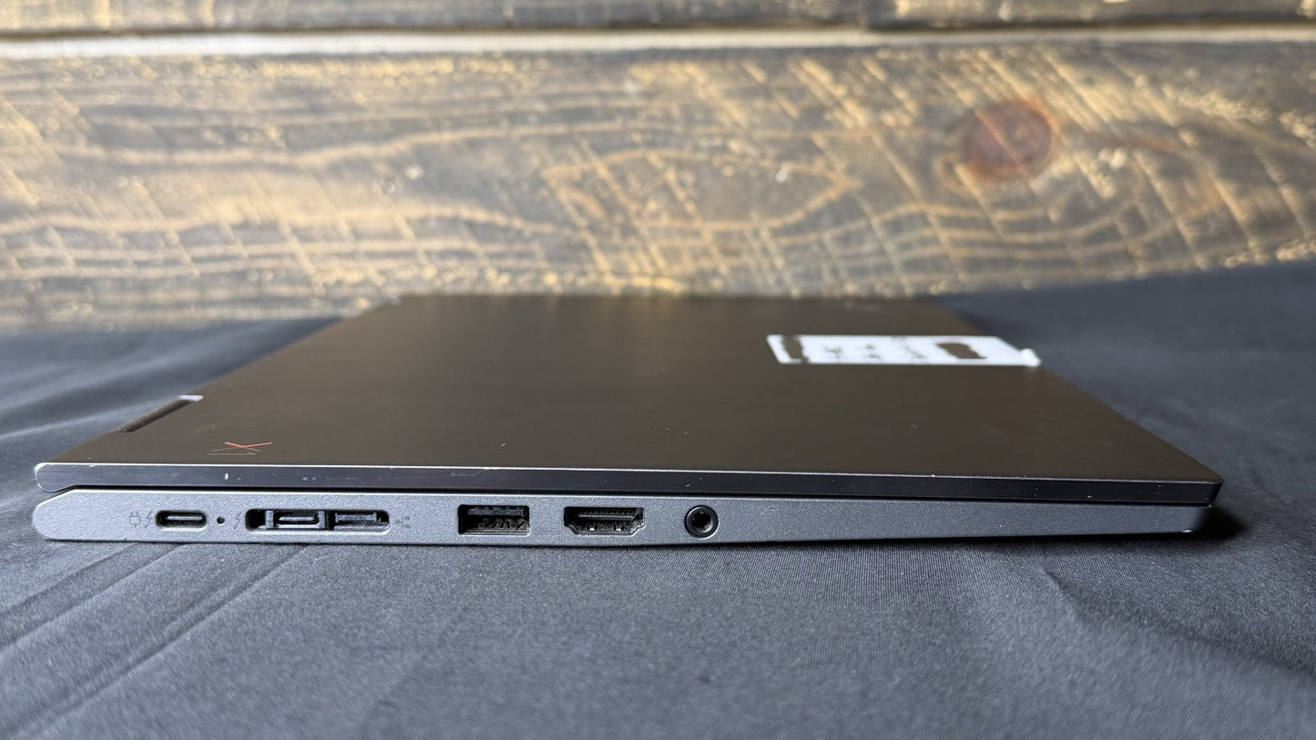 Lenovo ThinkPad X1 Yoga Gen. 4 i5-8365U 8GB Ram 256GB SSD NO OS