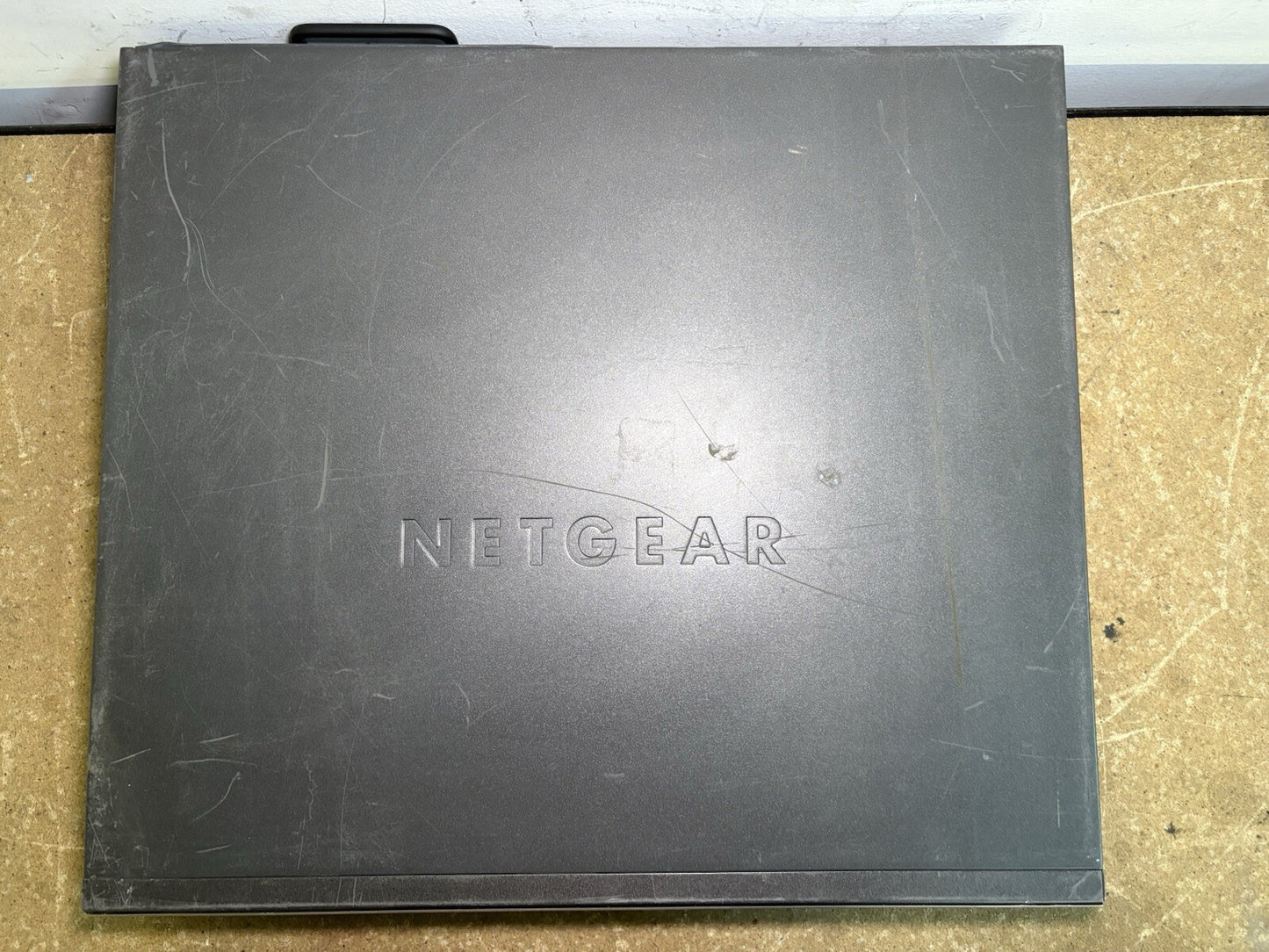 Netgear GSM7252PS 48-Port GB Smart Stackable POE Switch