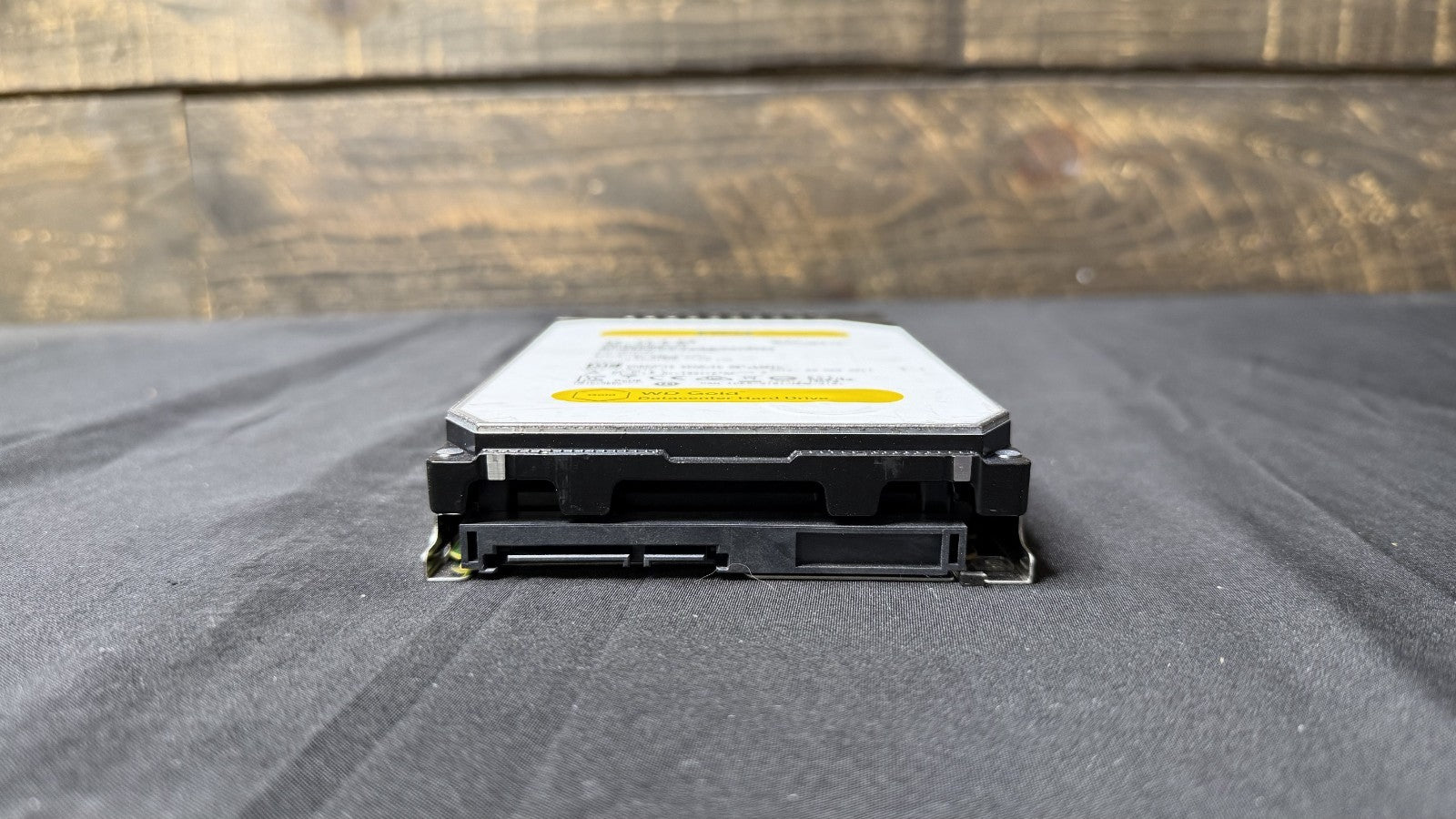 WD Gold 8TB 7200 RPM SATA 6Gb/s 3.5" Datacenter Internal HDD WD8002FRYZ