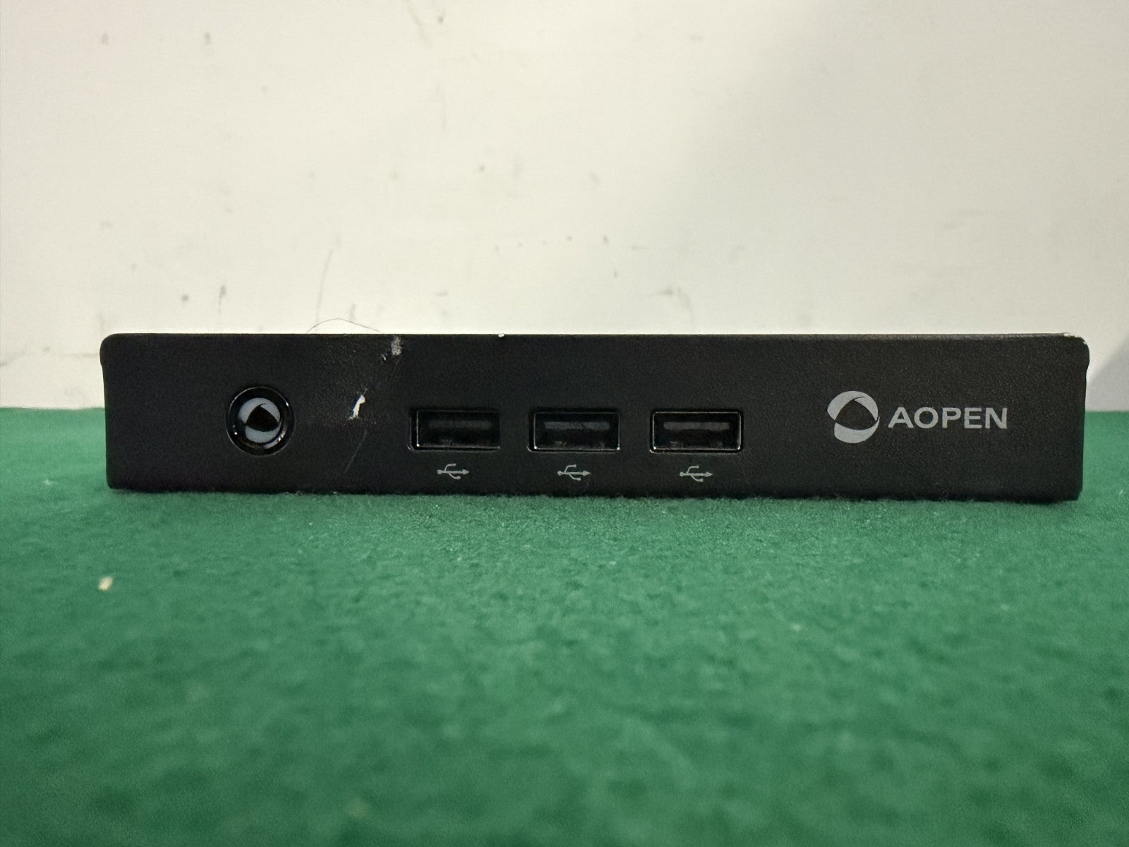 Aopen Chromebox Mini ME4100 4GB Mem 16SSD