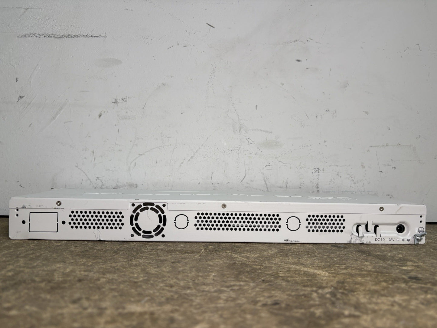 MikroTik CSS326-24G-2S+RM Switch 24xGB 2xSFP+