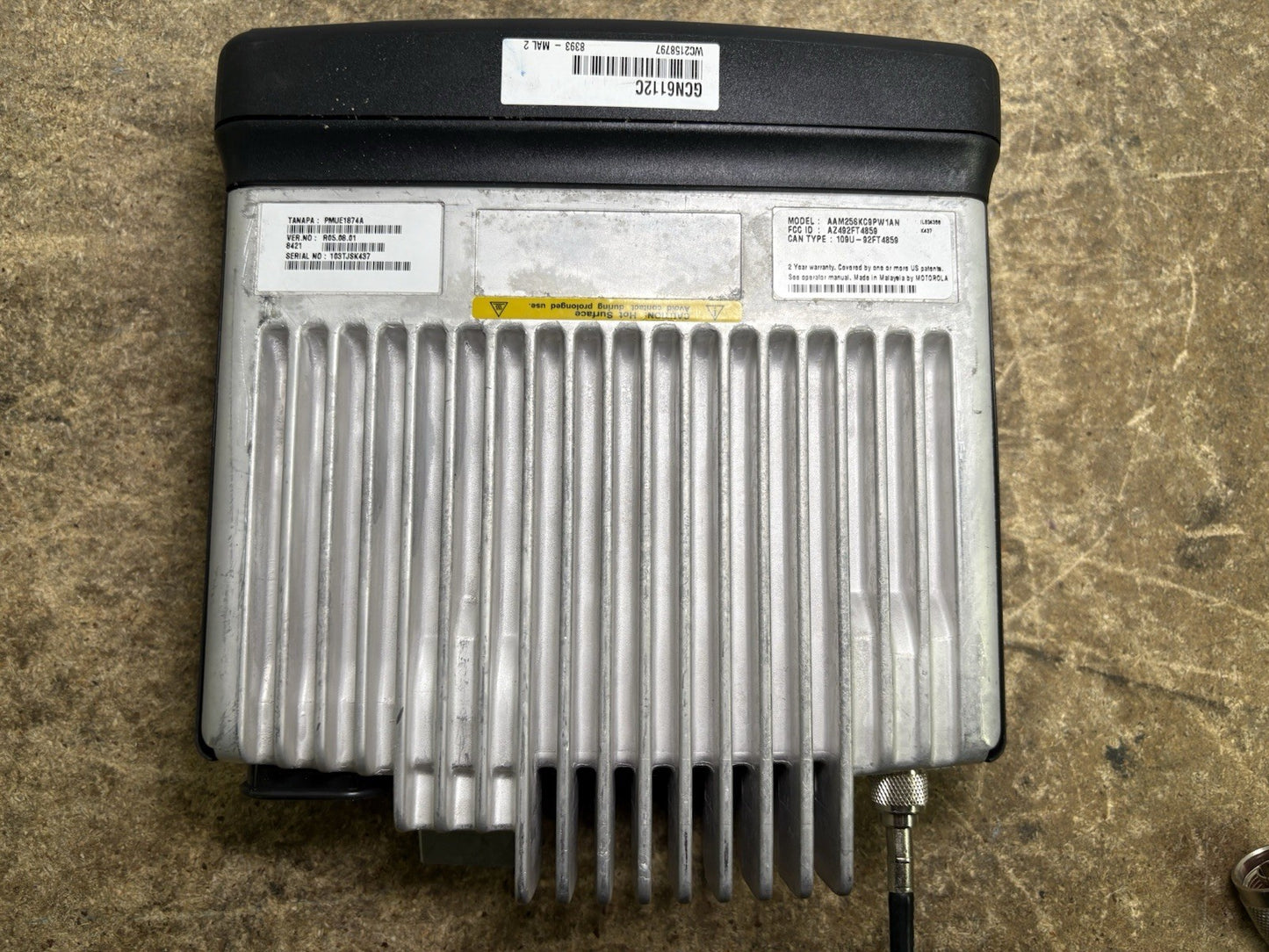 Motorola CDM750 AAM25SKC9PW1AN UHF 4 Channel Mobile Radio